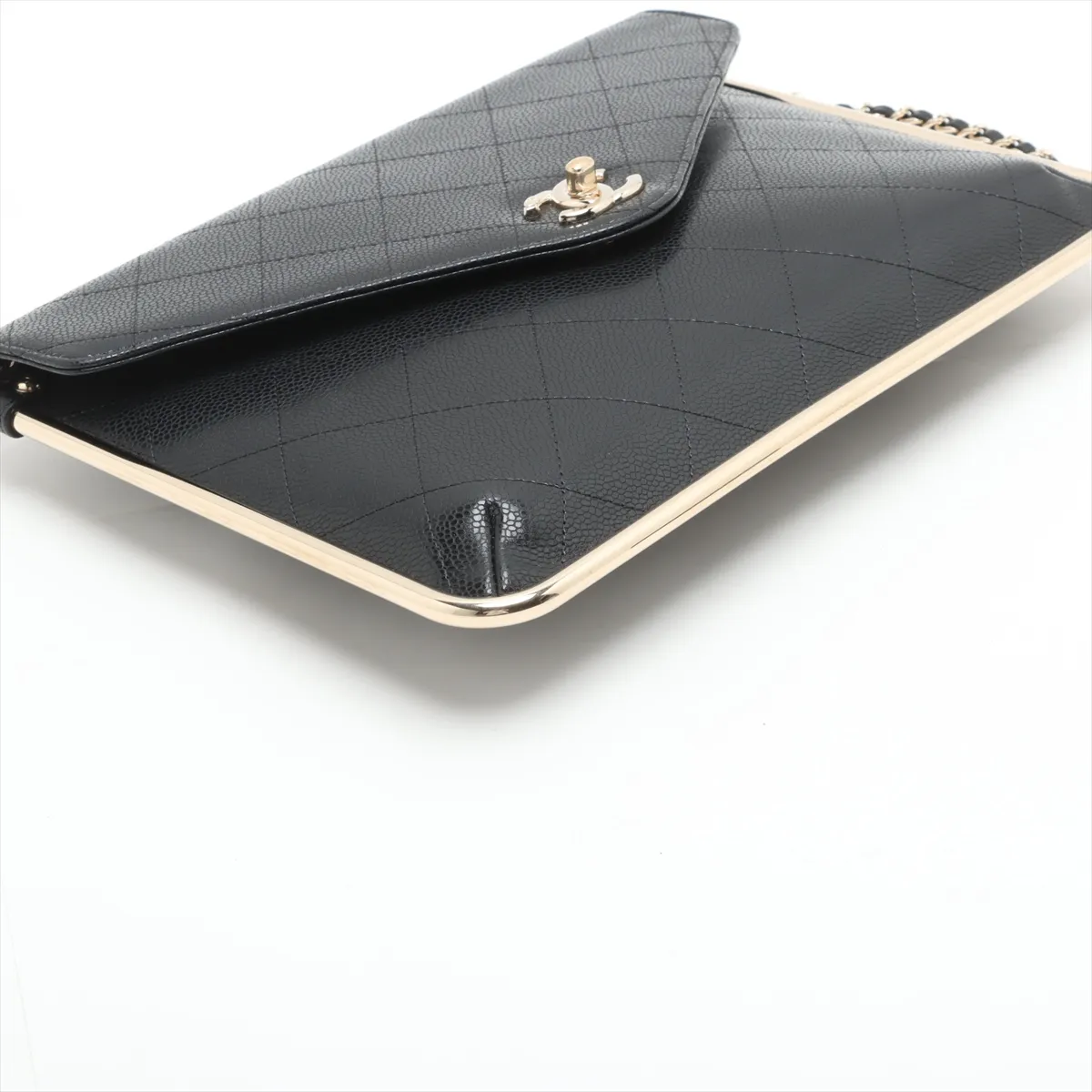 Matelasse caviar skin chain shoulder bag black gold hardware T35ULA4A random serial AP4268 — view 4