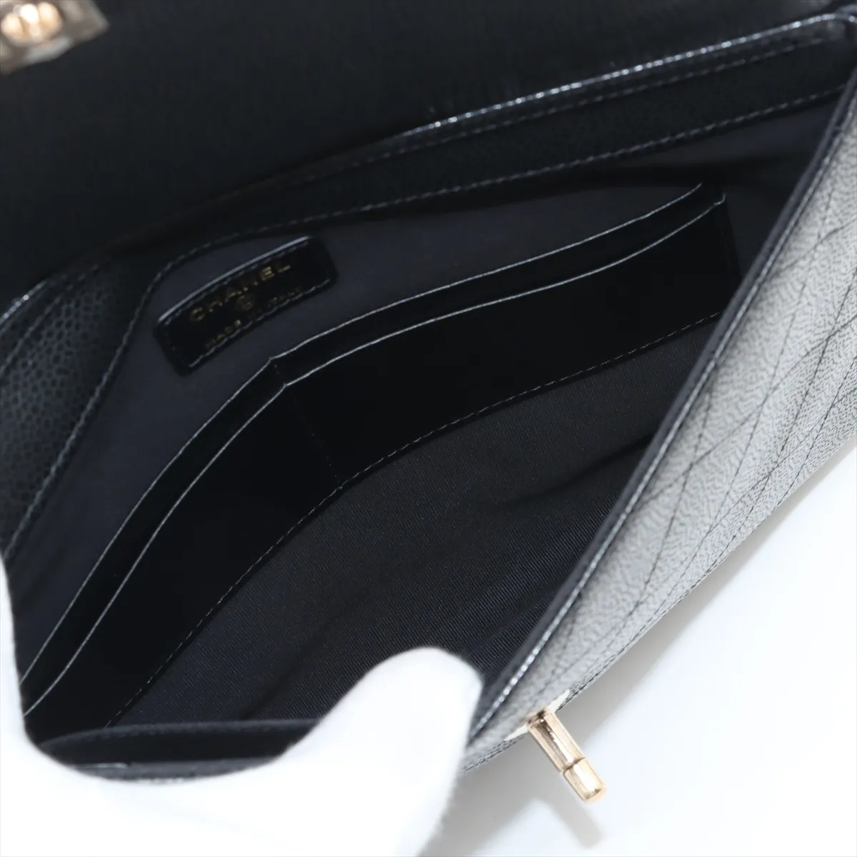 Matelasse caviar skin chain shoulder bag black gold hardware T35ULA4A random serial AP4268 — view 6