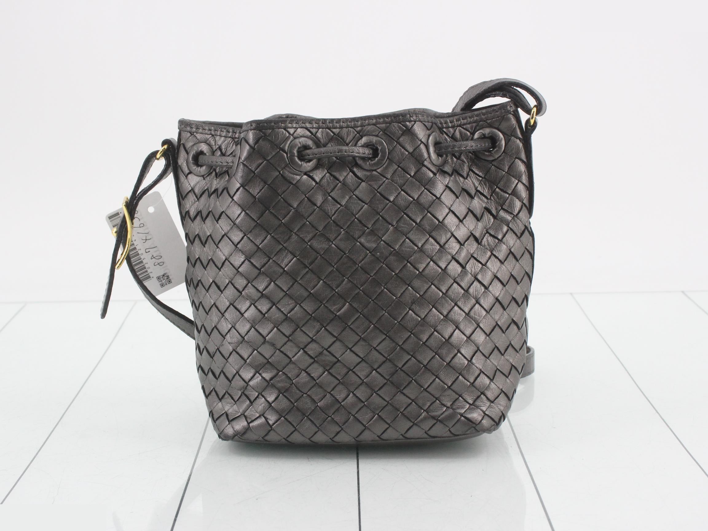 Intrecciato drawstring shoulder bag — view 2