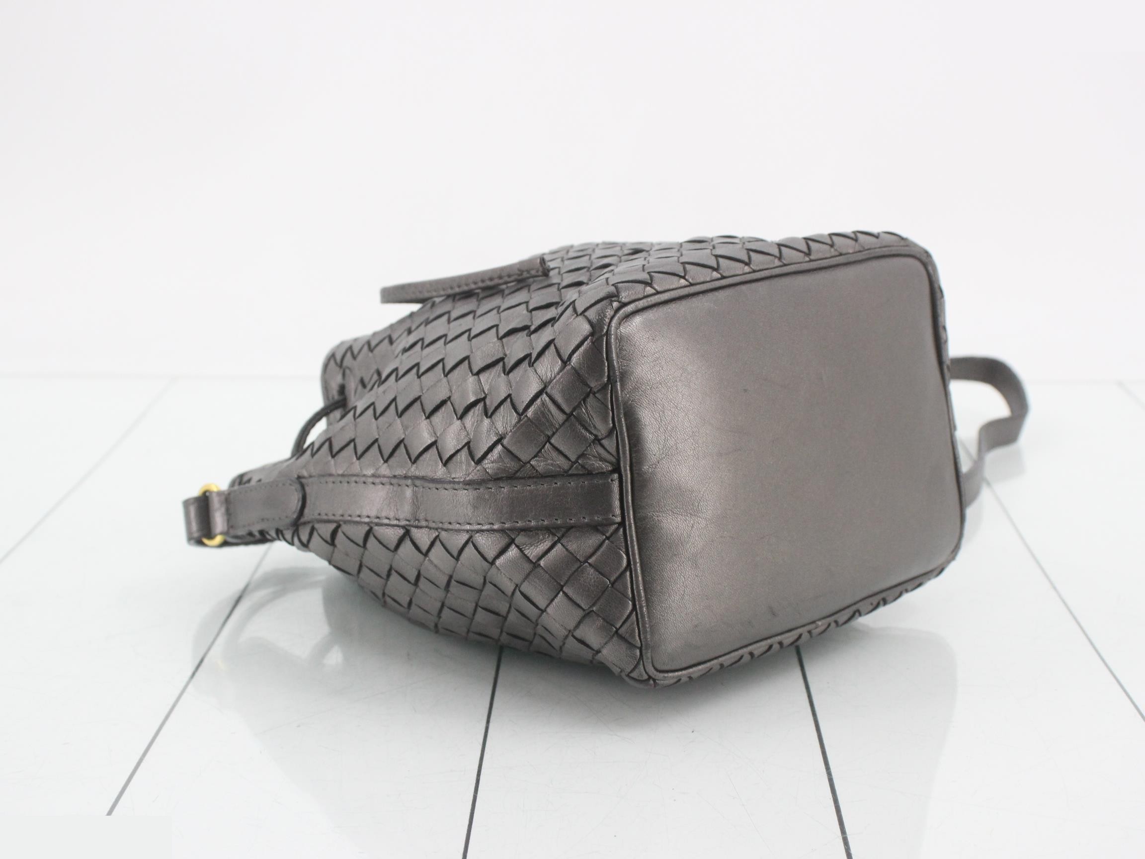 Intrecciato drawstring shoulder bag — view 5