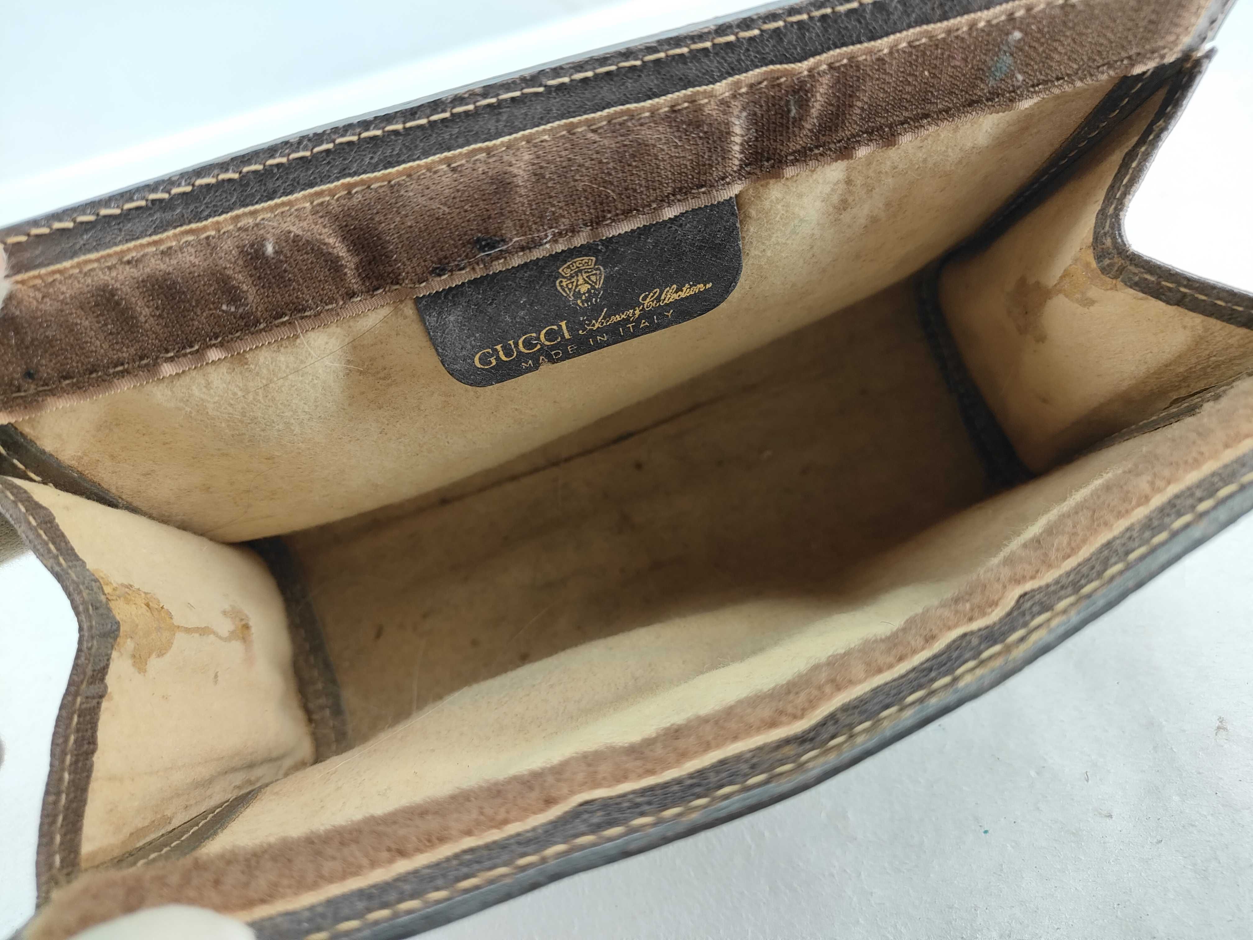 GG Supreme Gucci Sherry Clutch Bag — view 6