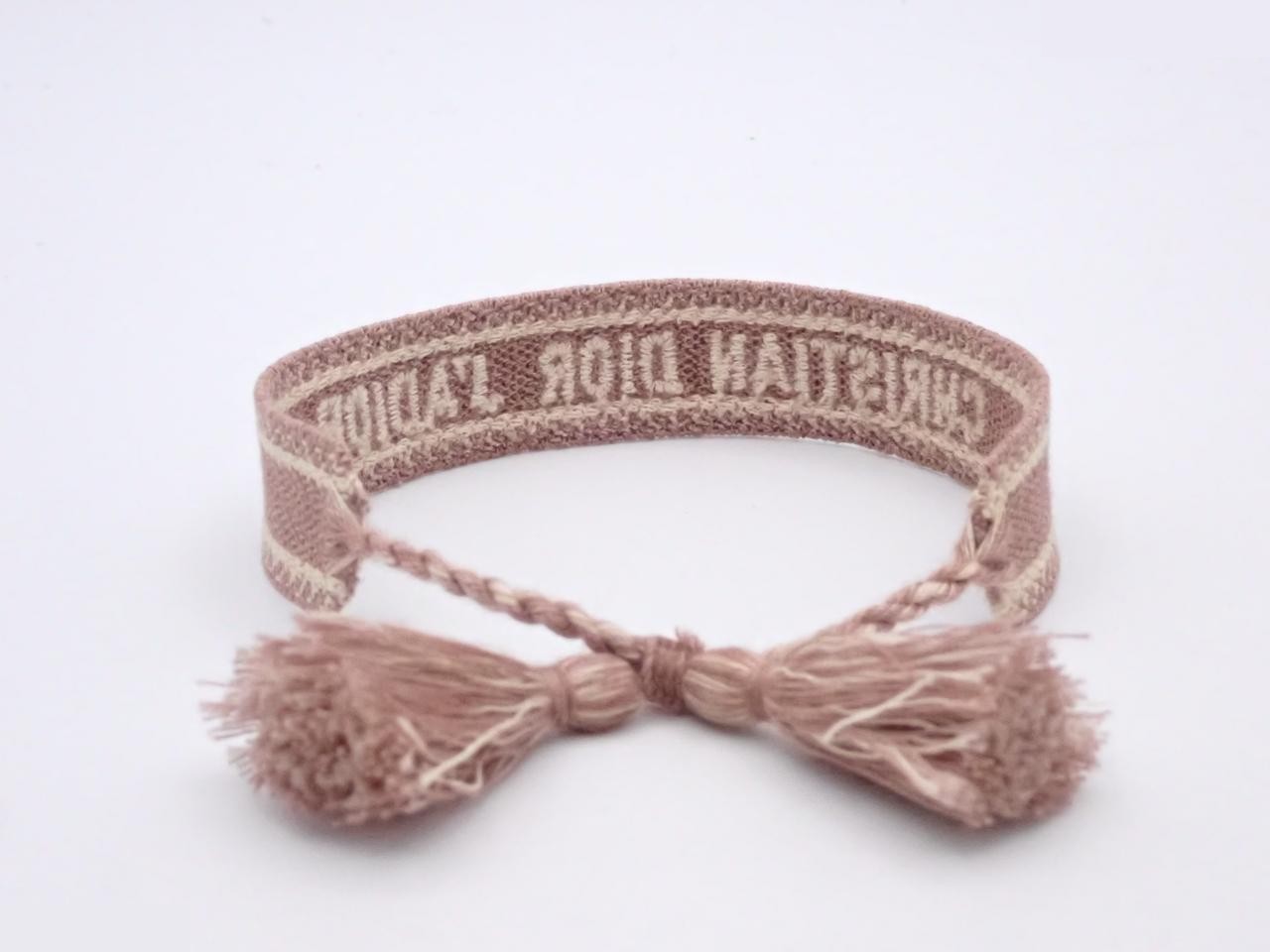 Embroidered bracelet, pink beige, wrist circumference approximately 21 cm — view 2