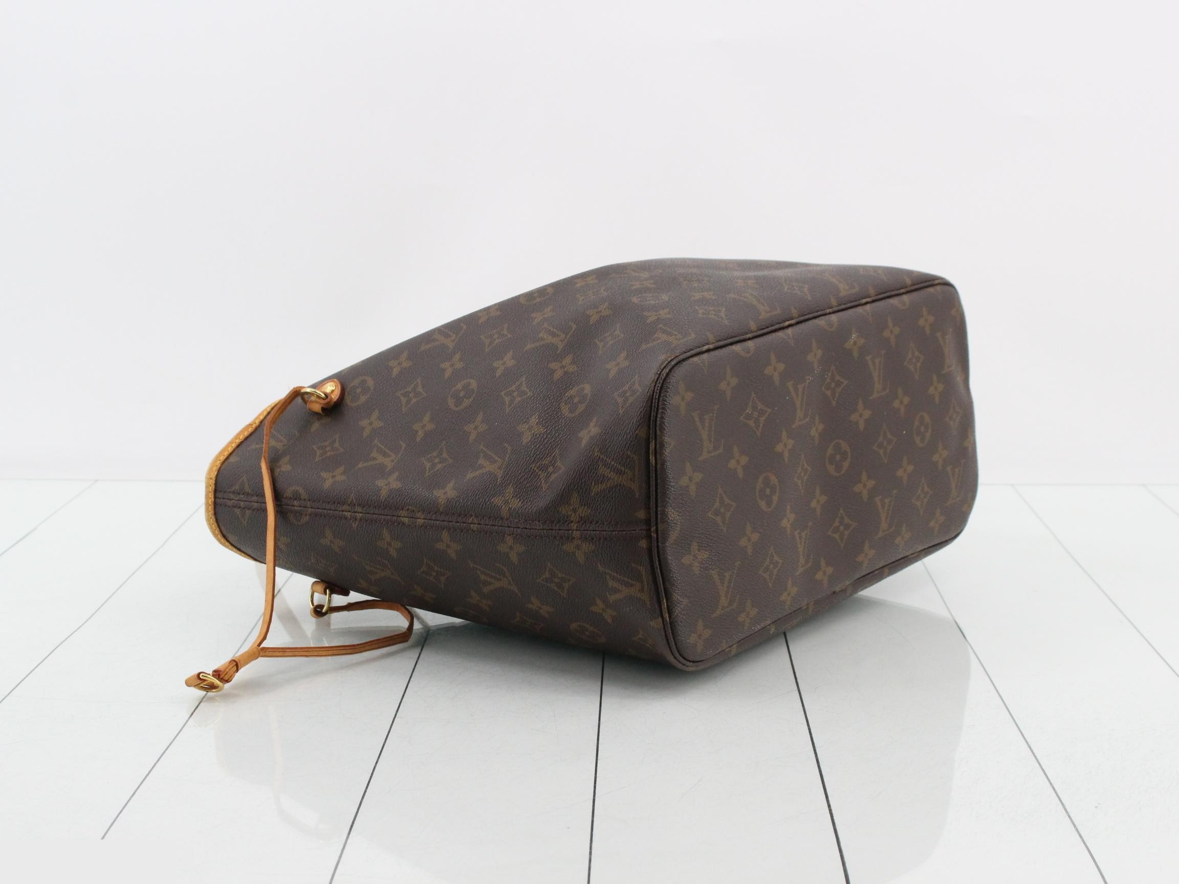 Neverfull Monogram Handbag — view 5