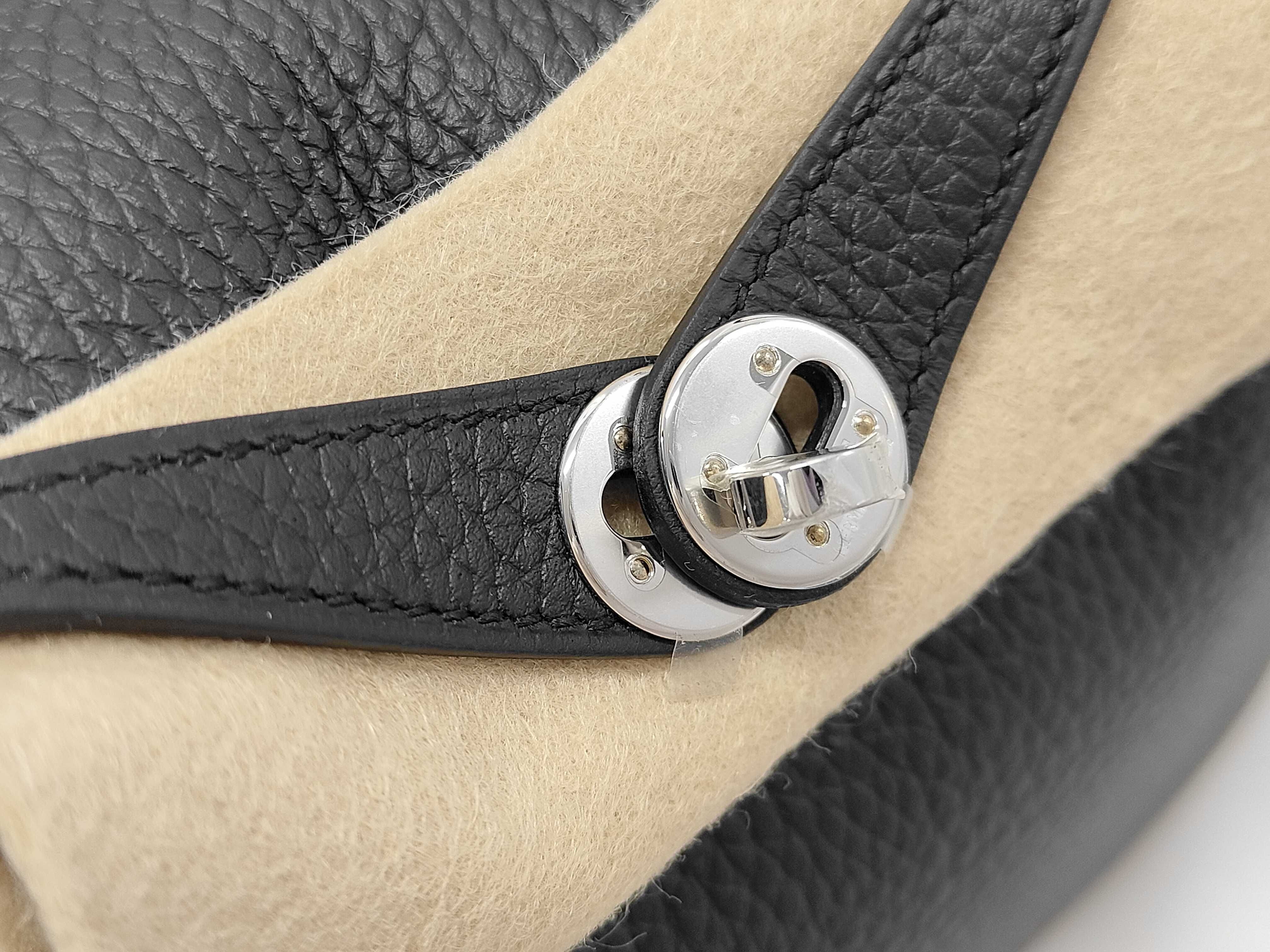 Mini Lindy 2 Shoulder Bag, Taurillon Clemence Leather, Black with Silver Hardware, K Stamp — view 4