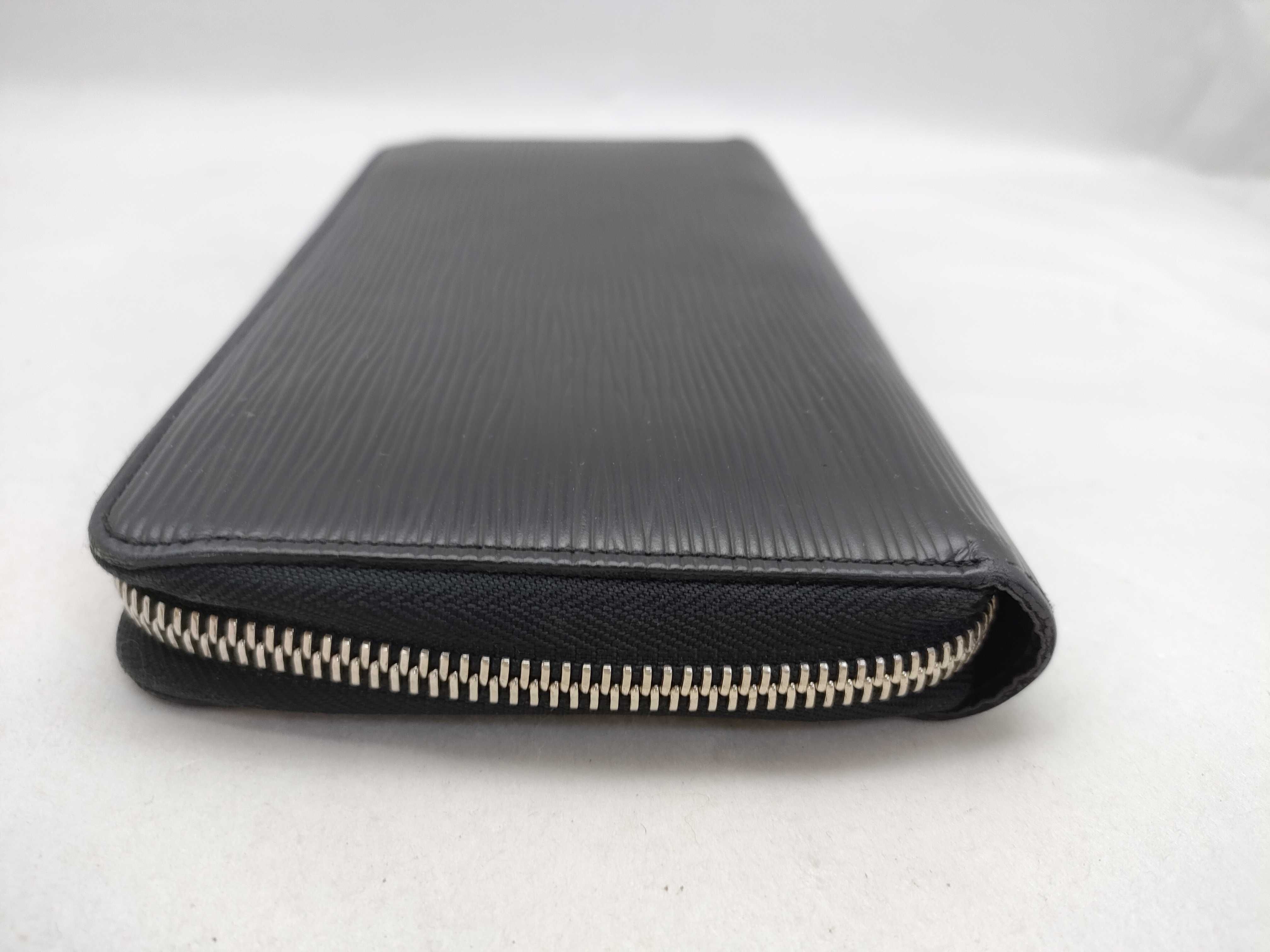 Epi Leather Round Zipper Long Wallet — view 4