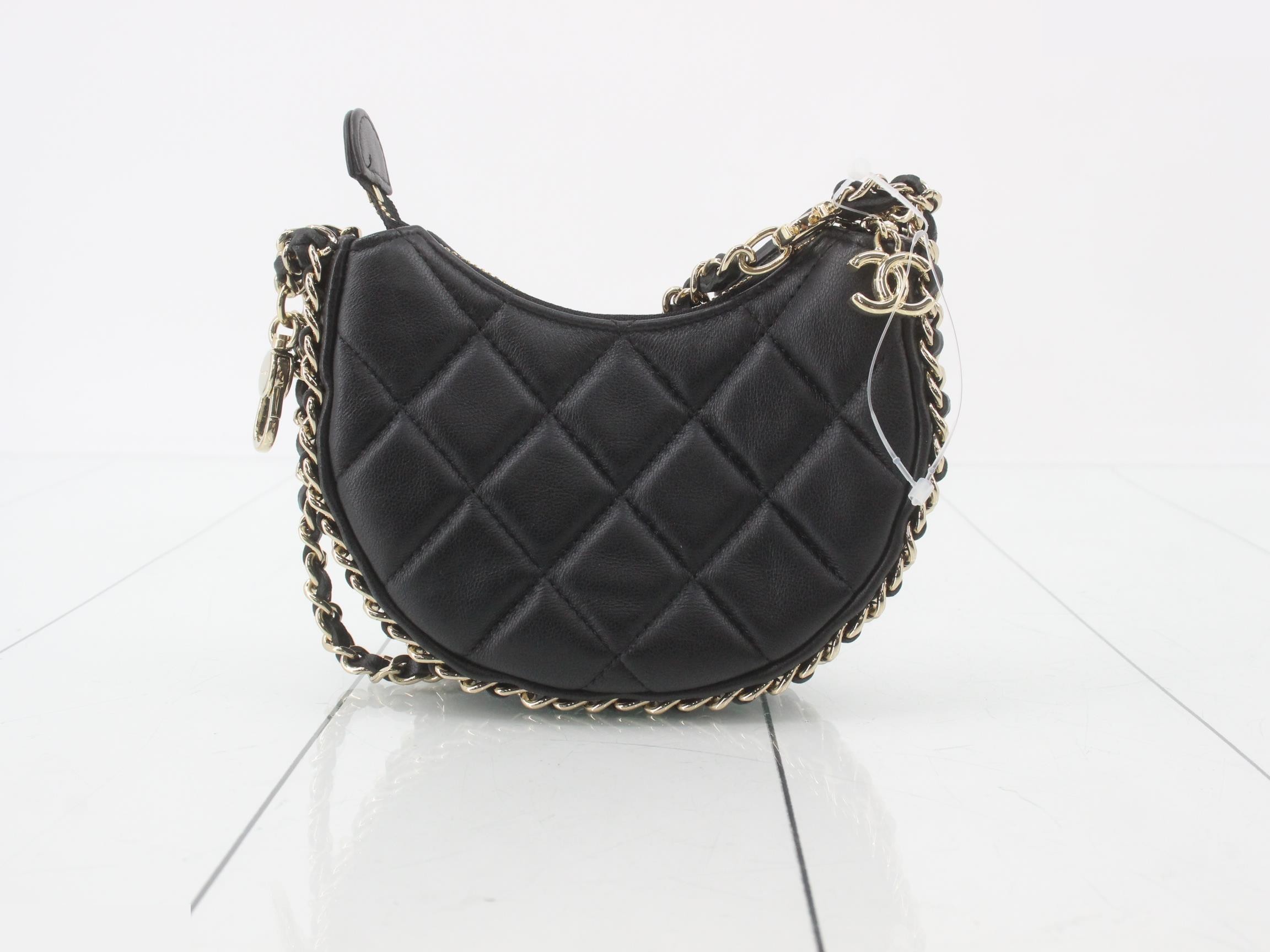 Matelassé Hobo Chain Shoulder Bag with Random Plate Design — view 2