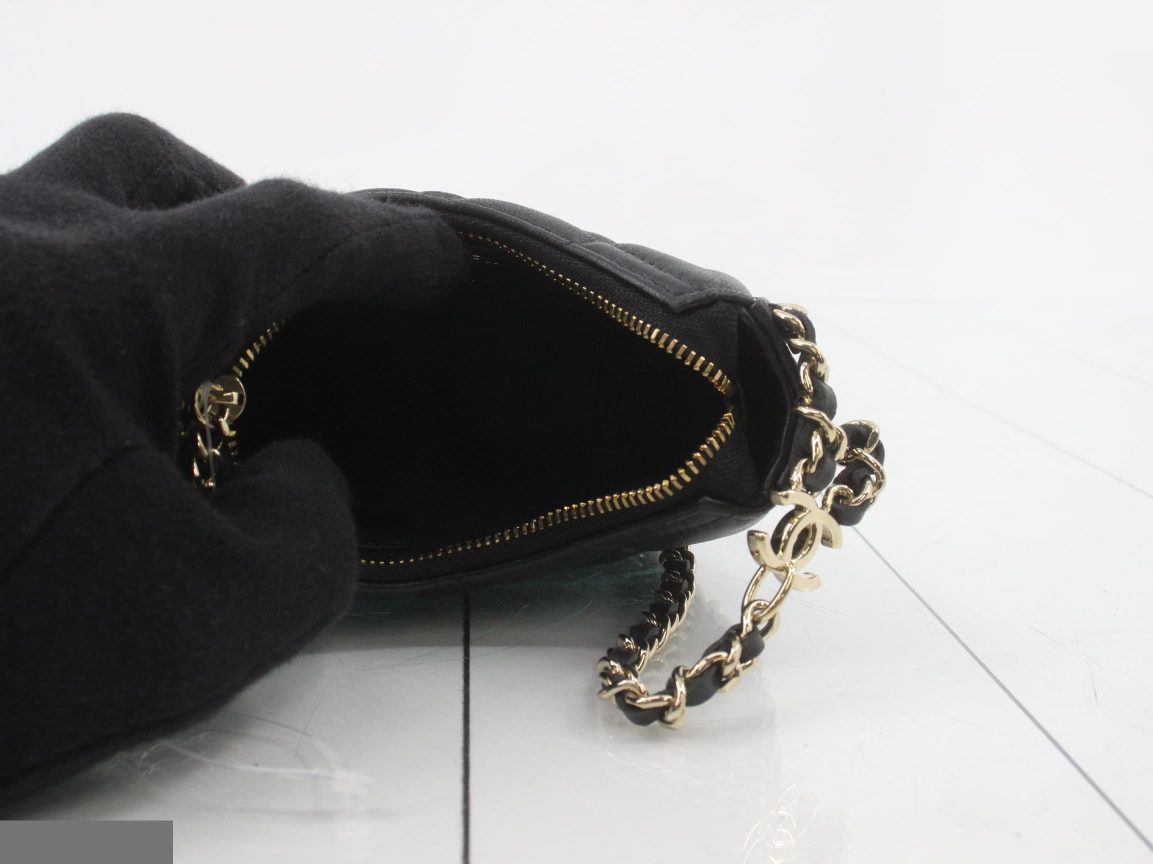 Matelassé Hobo Chain Shoulder Bag with Random Plate Design — view 4