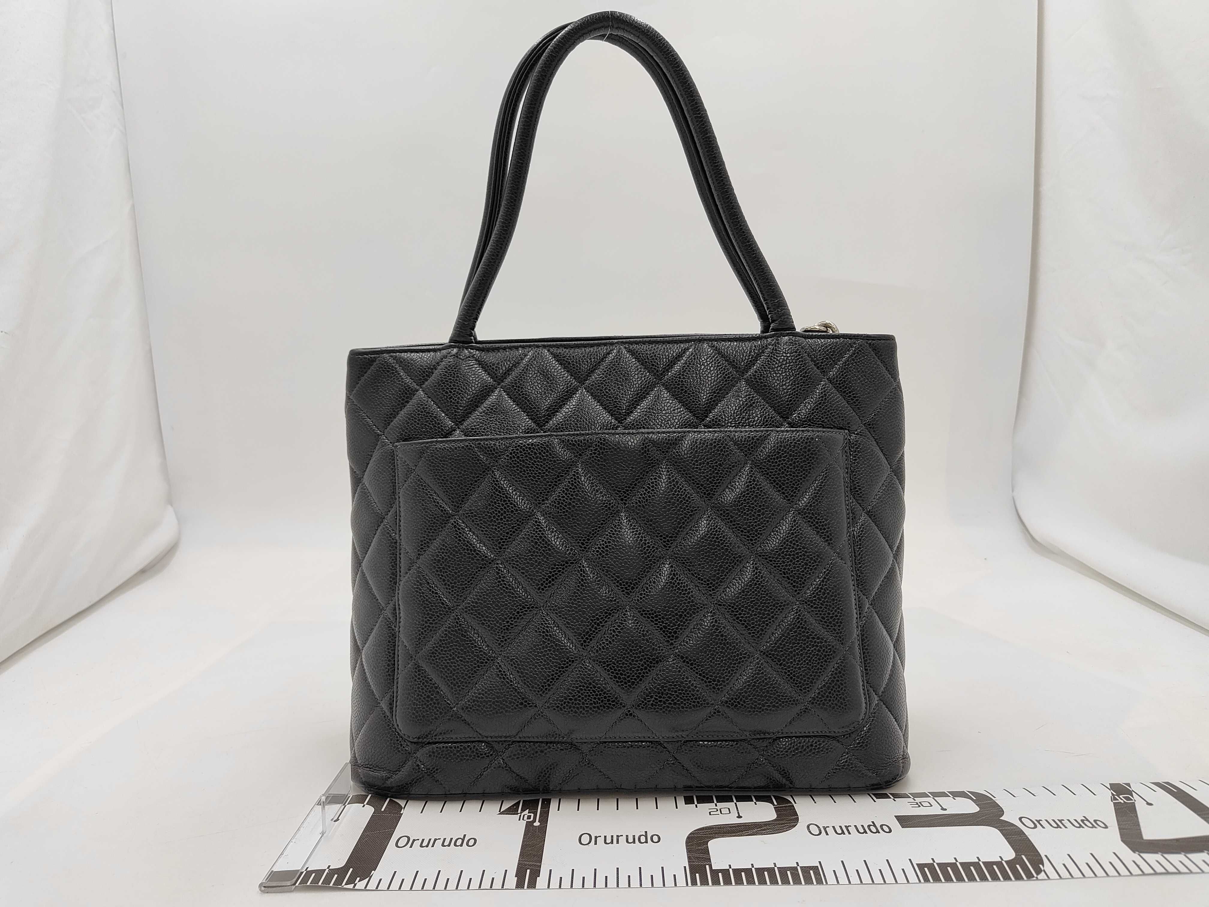 Matelassé Reissue Tote Bag #6, Caviar Leather Tote Bag — view 2