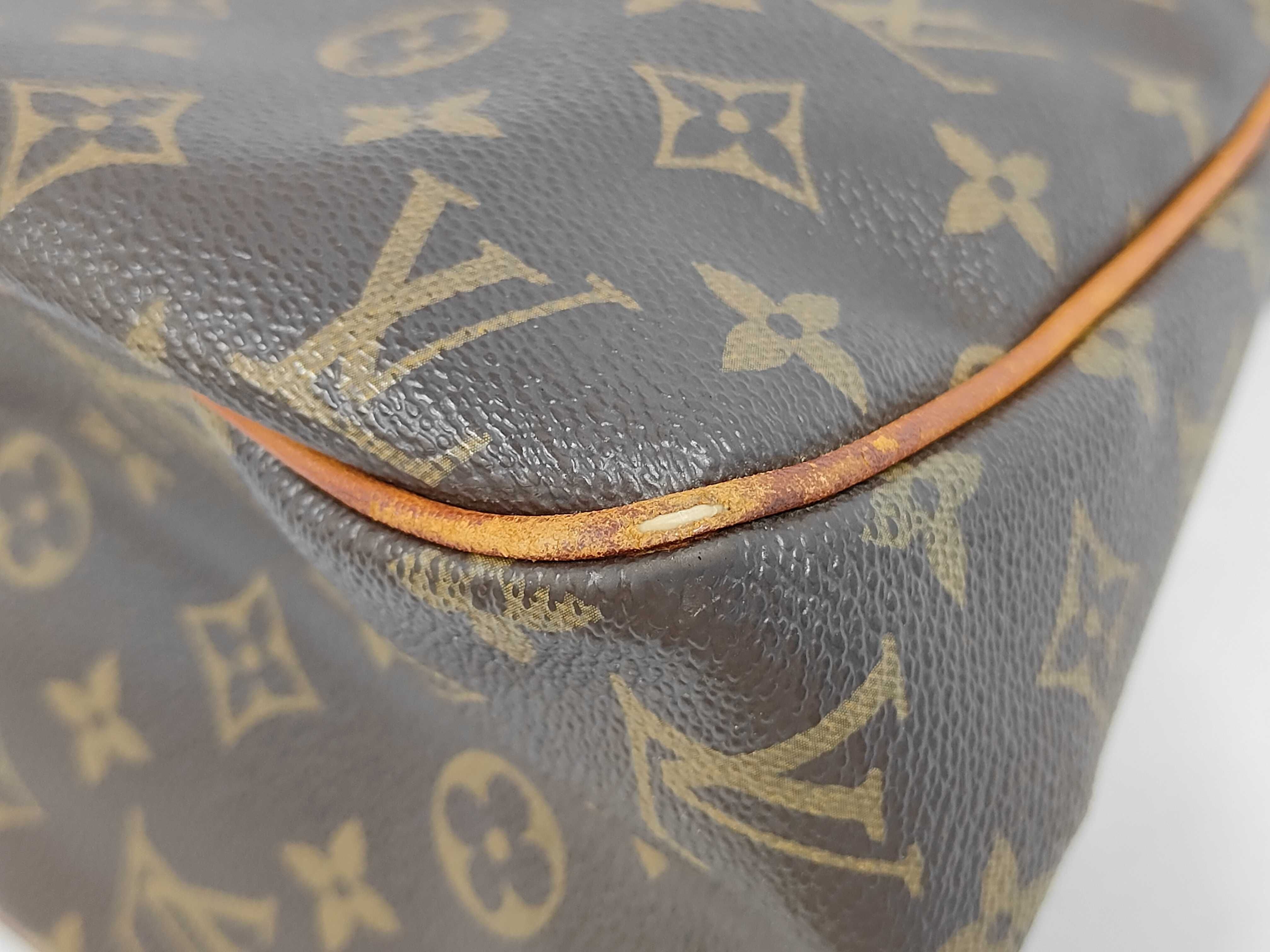 Monogram Batignolles Horizontal Handbag Shoulder Bag — view 4