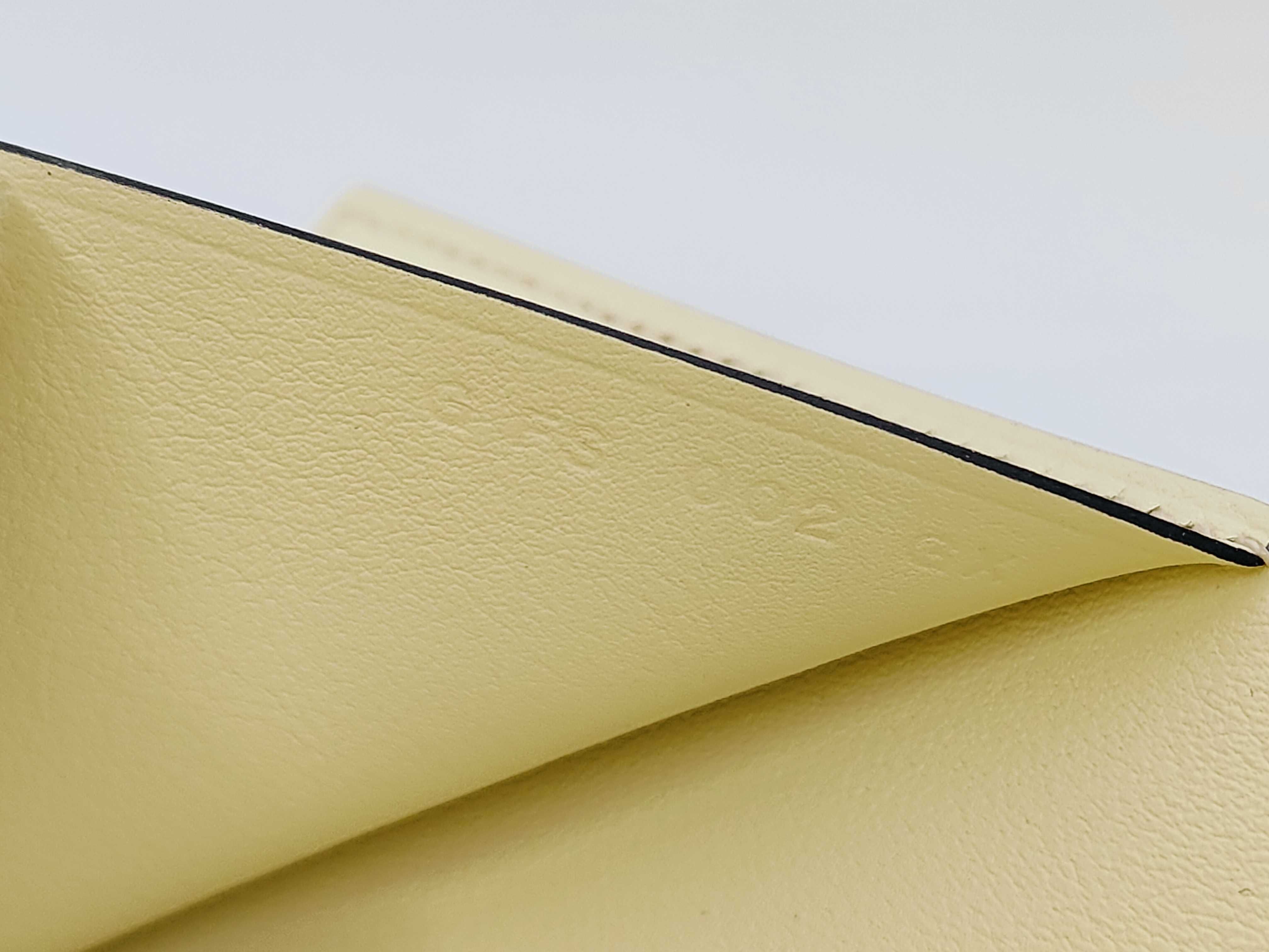 A5 notebook cover with G stamp, other accessories — view 8
