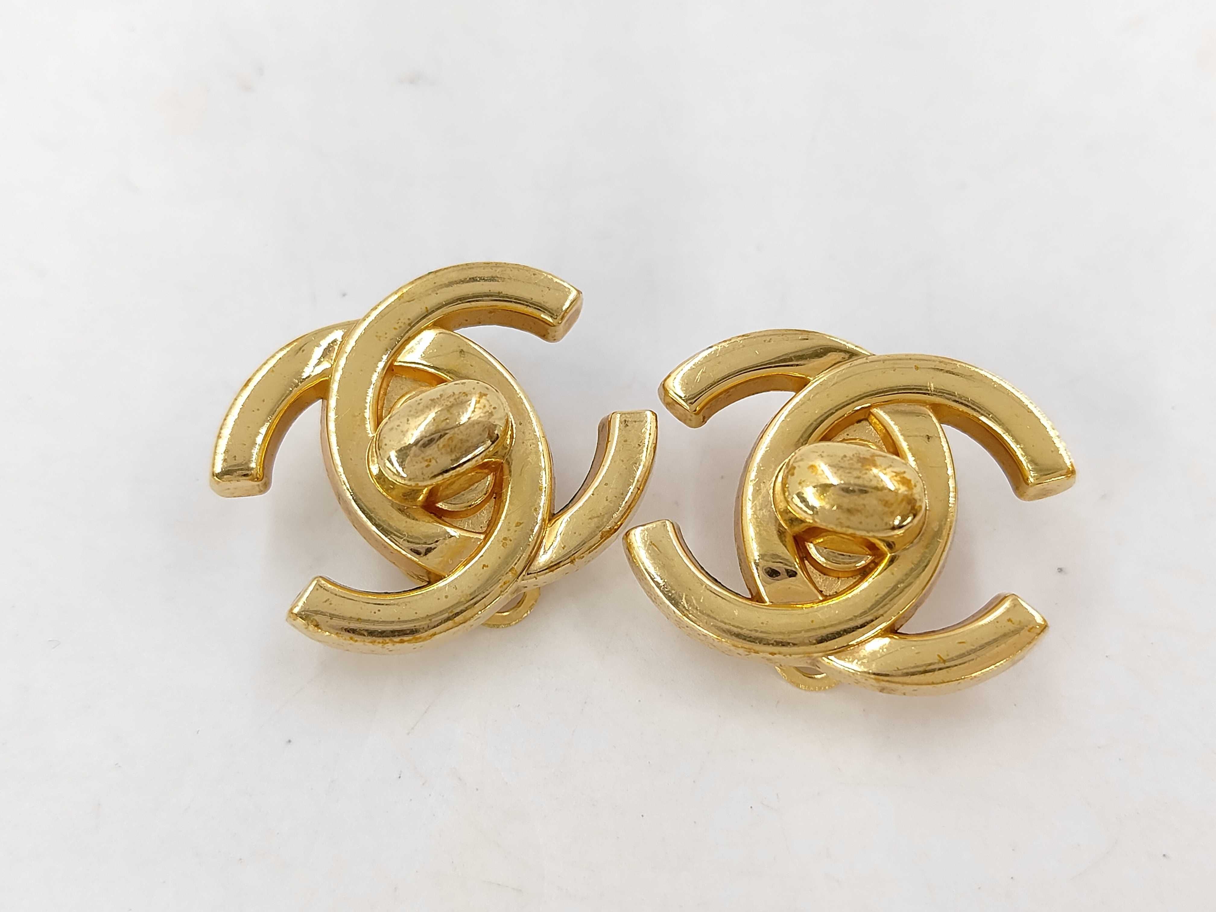 96 P Earrings