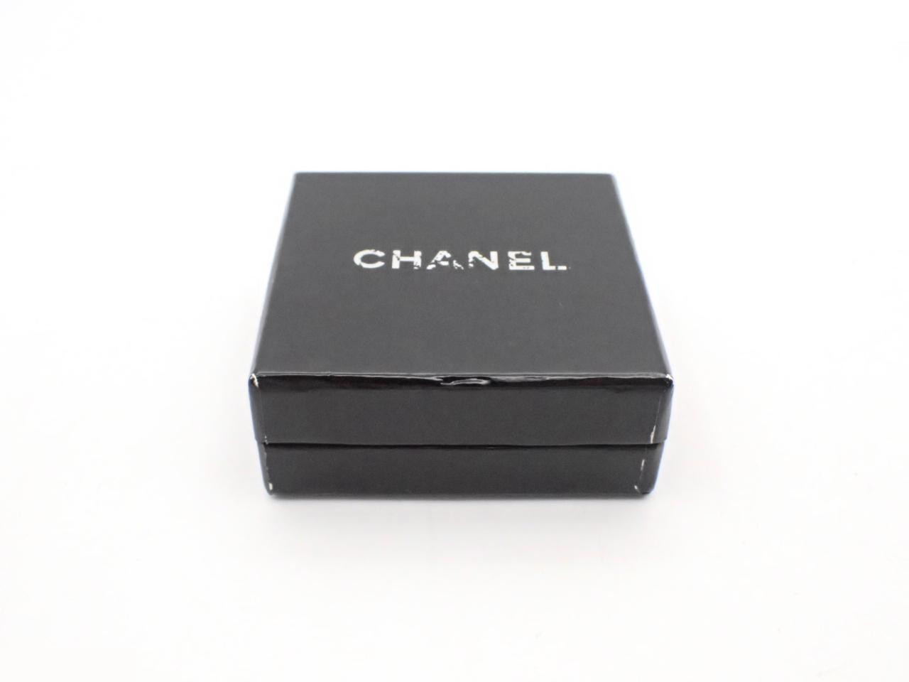 Coco Mark Earrings (Box) — view 4