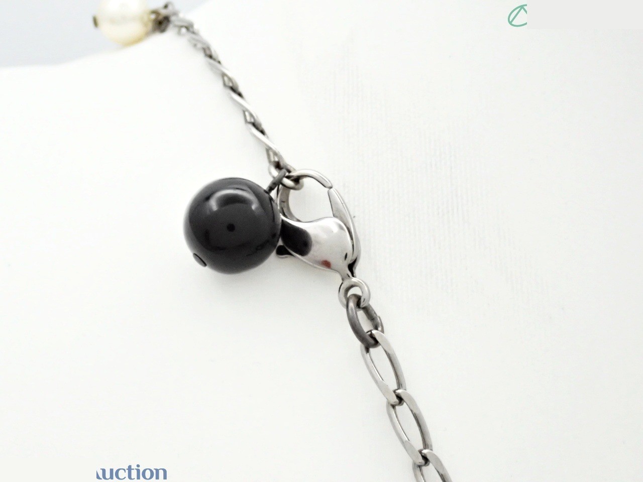 Long necklace, black, faux pearl, engraved, chain approximately 96cm. — view 2