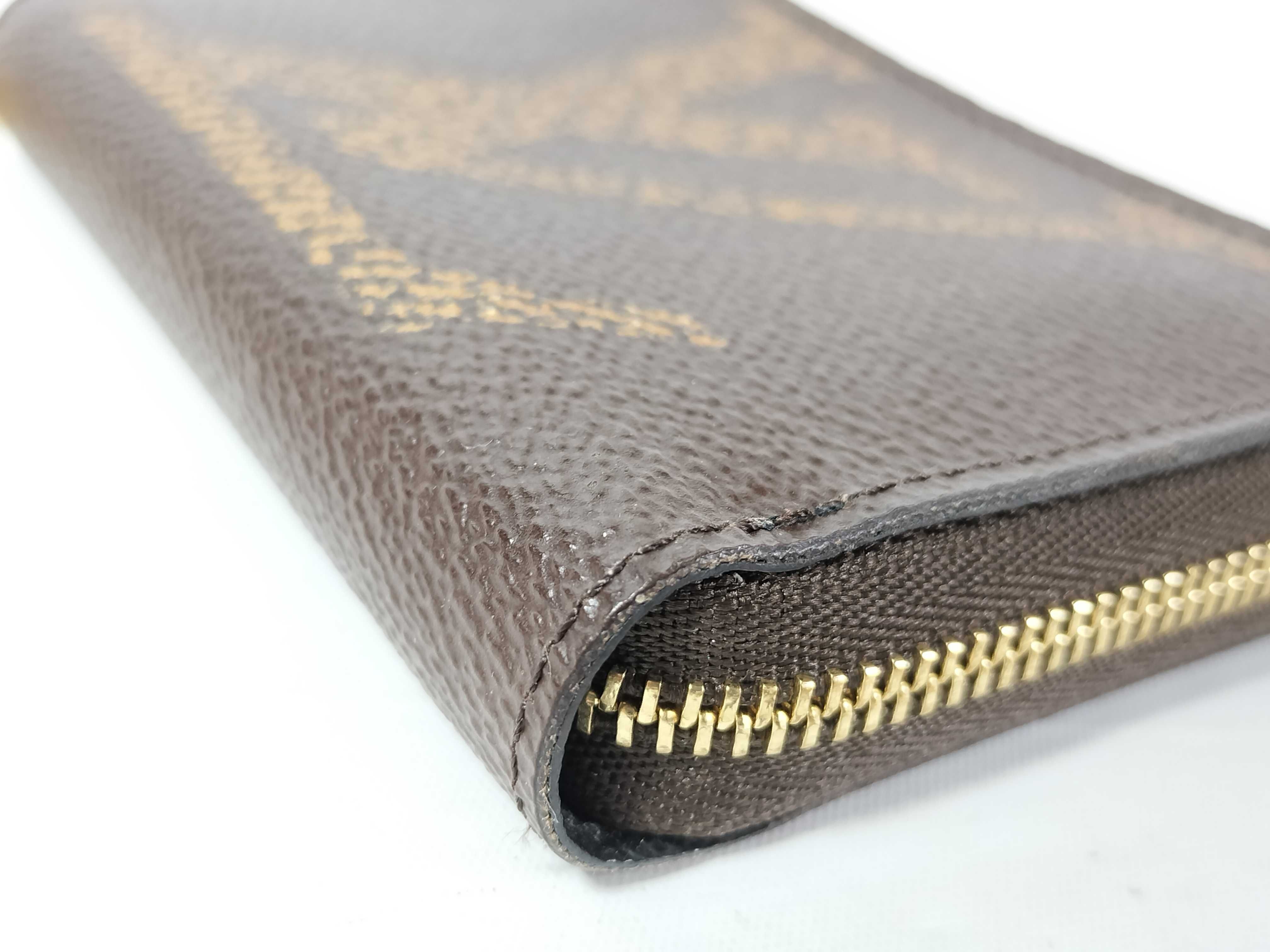 M69354 Monogram Giant Zippy Coin Purse Wallet — view 10