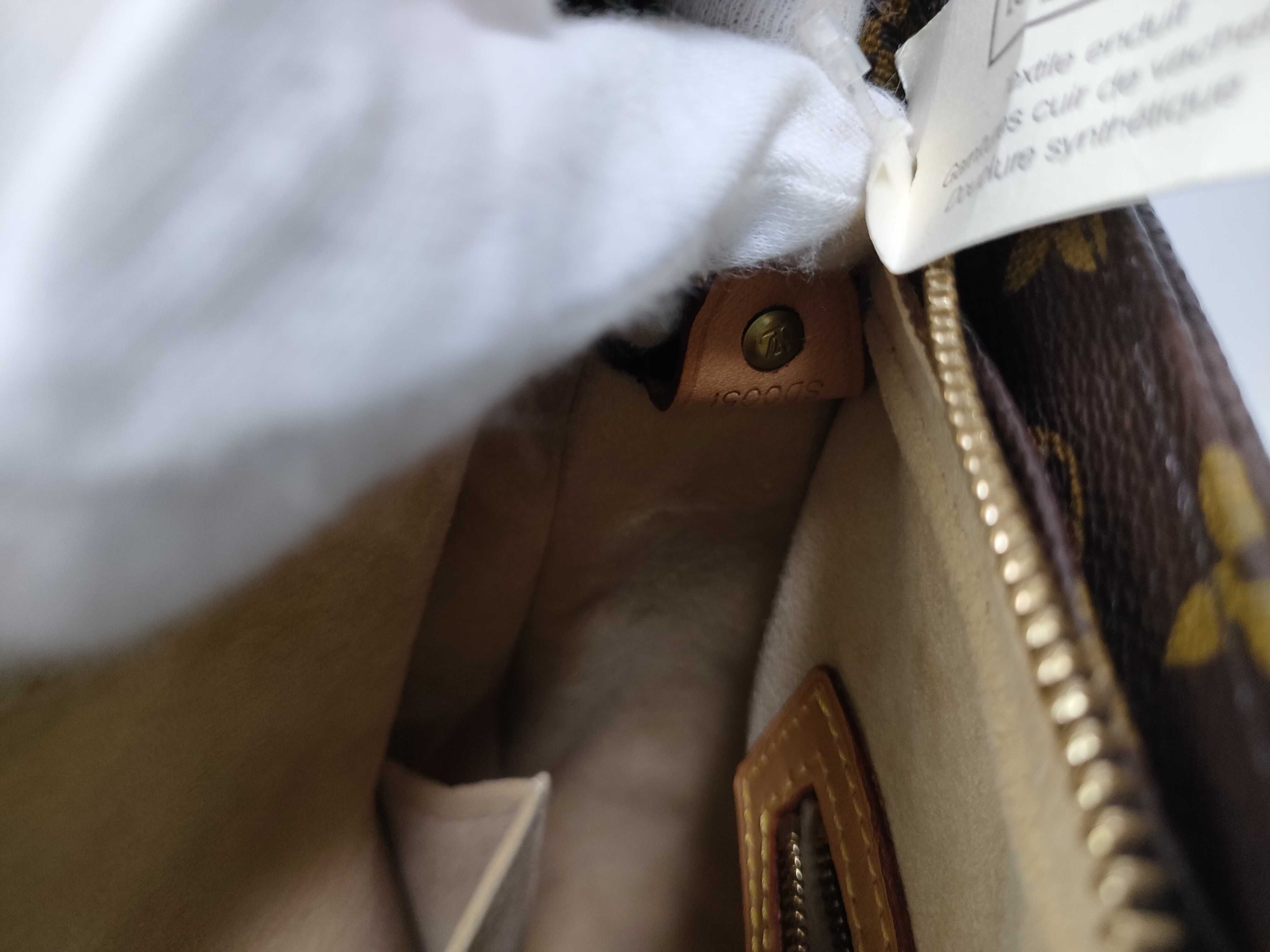 Monogram Louis Vuitton Monogram Looping GM — view 13