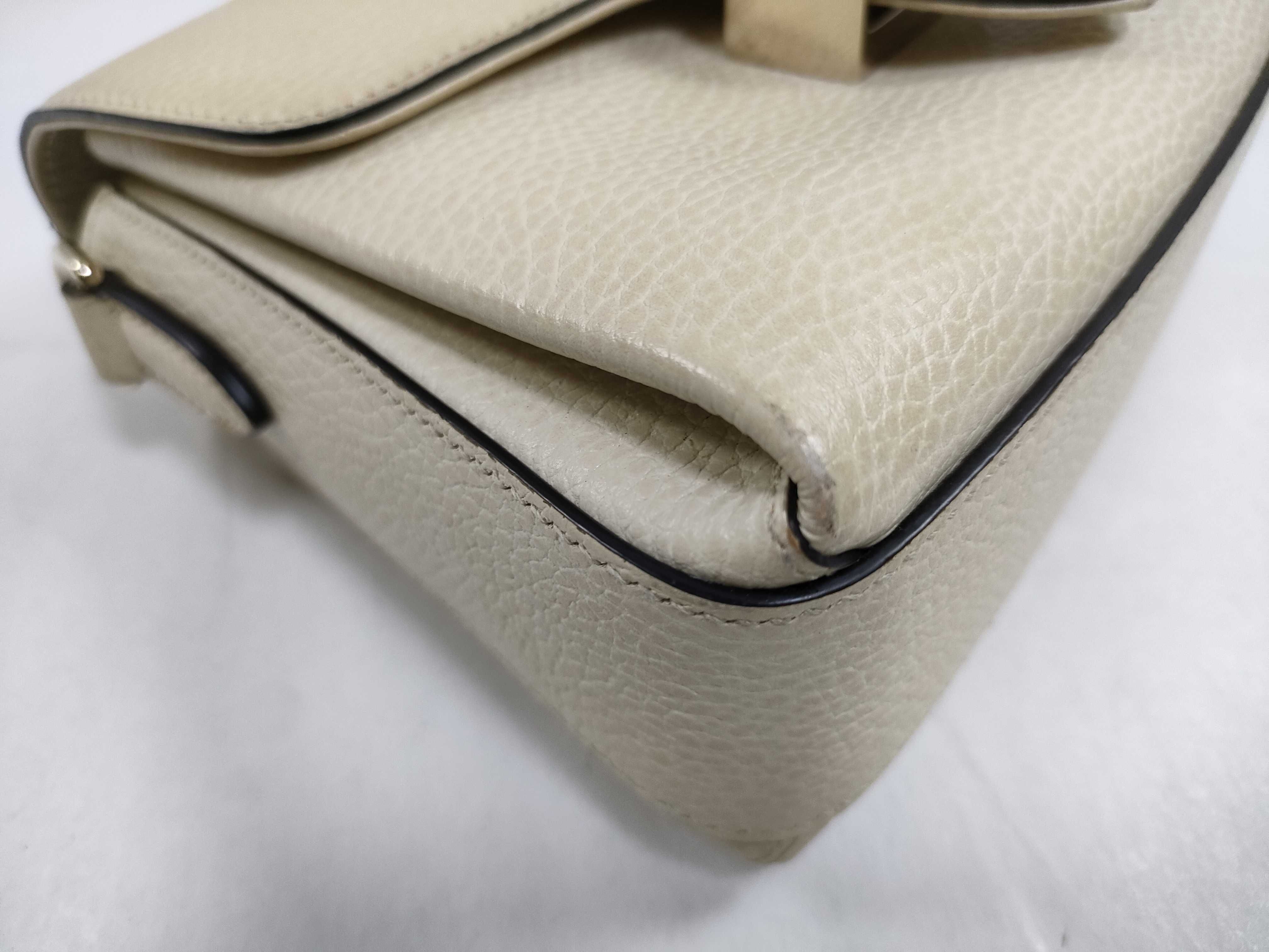 Interlocking G Chain Shoulder Bag — view 6