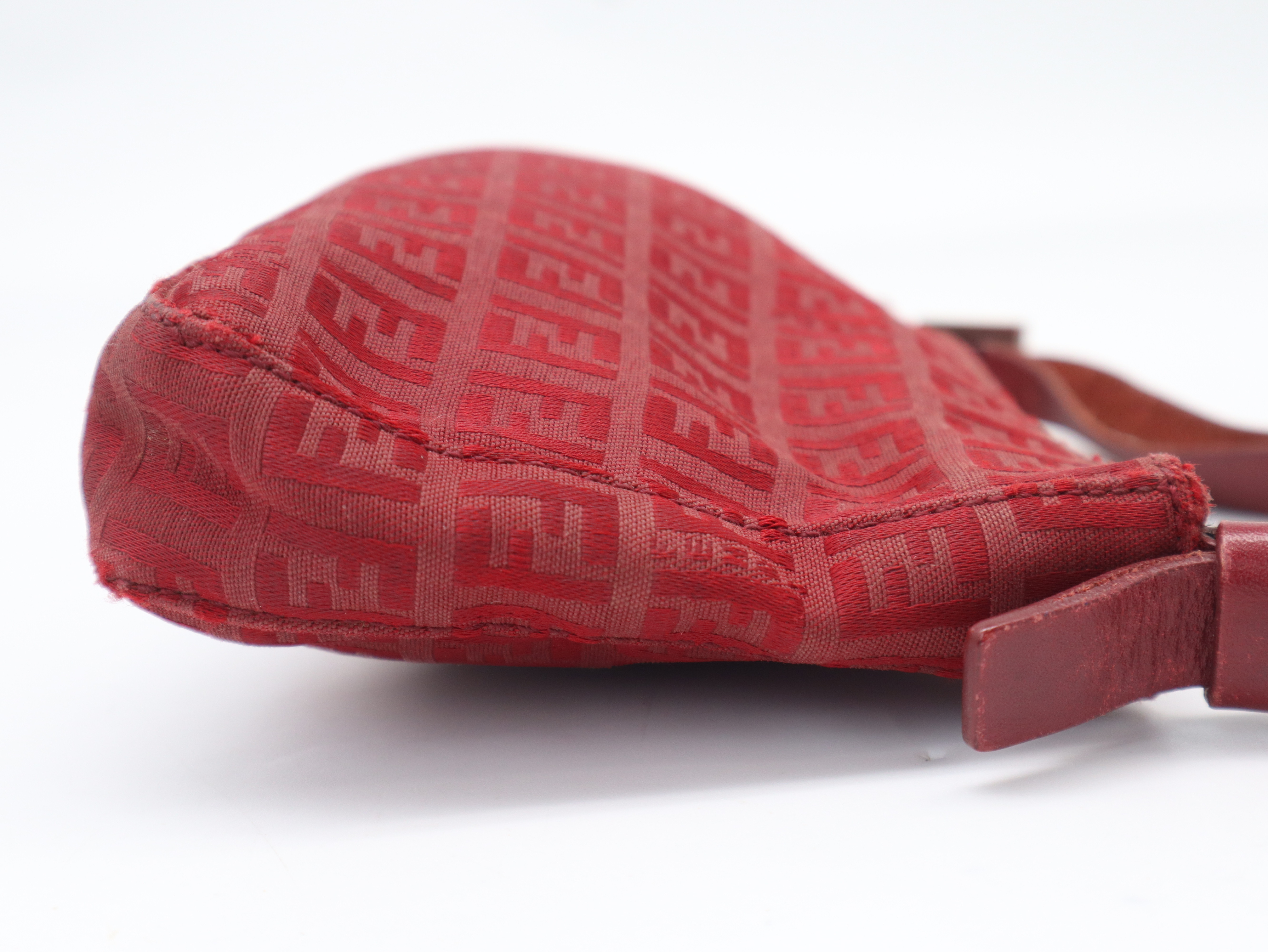 Zucchino Shoulder Pouch, Red — view 4
