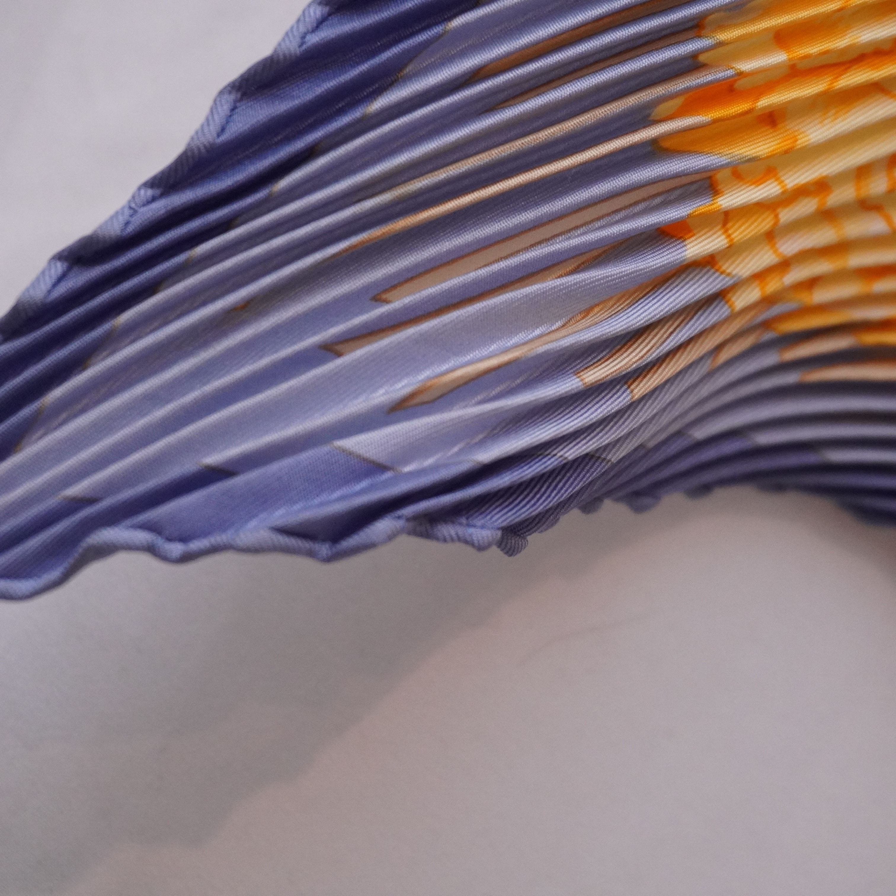 Carre 90 Les Pivoines Scarf and other accessories — view 5