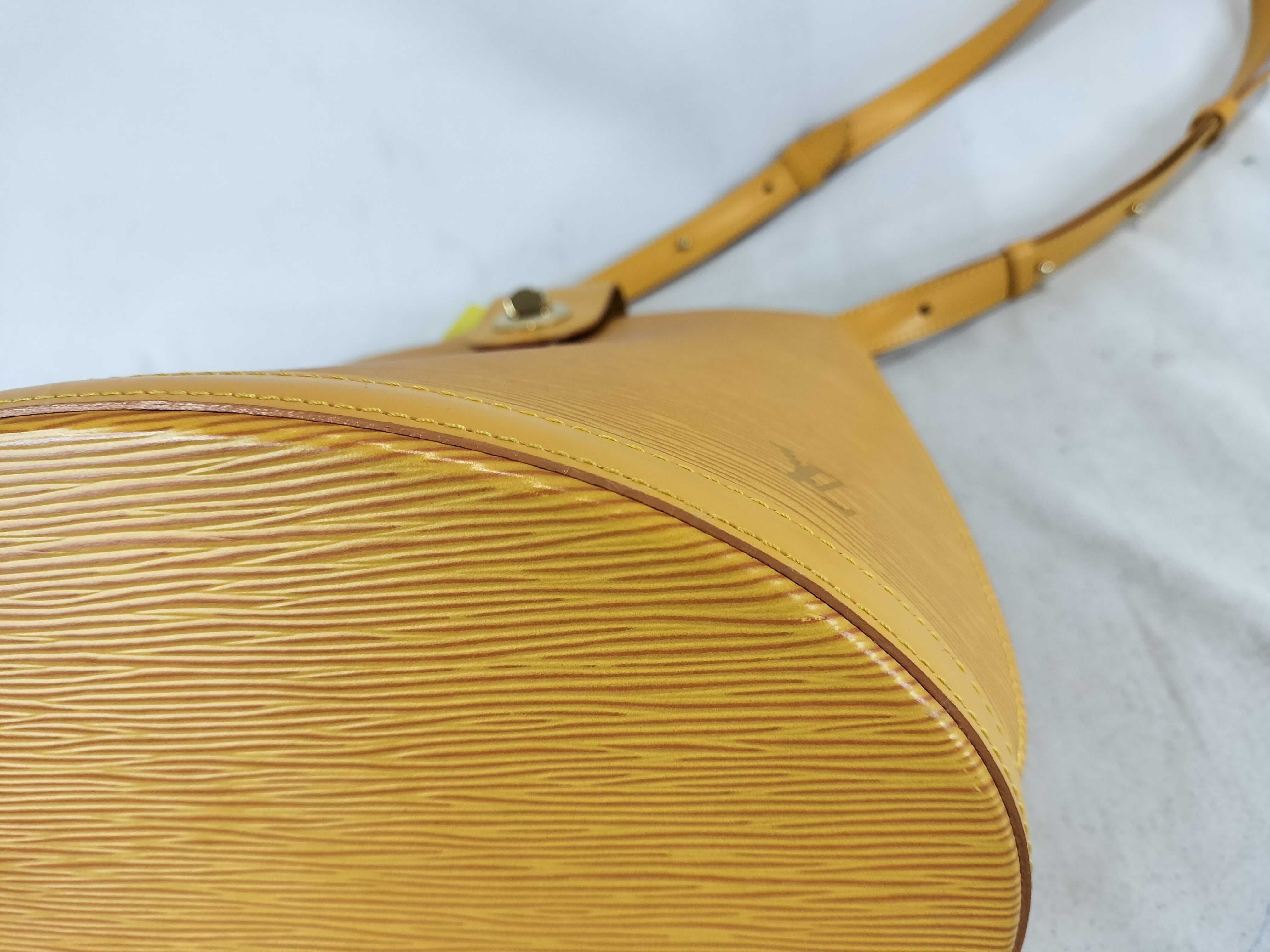 Epi Cluny Yellow Shoulder Bag — view 7