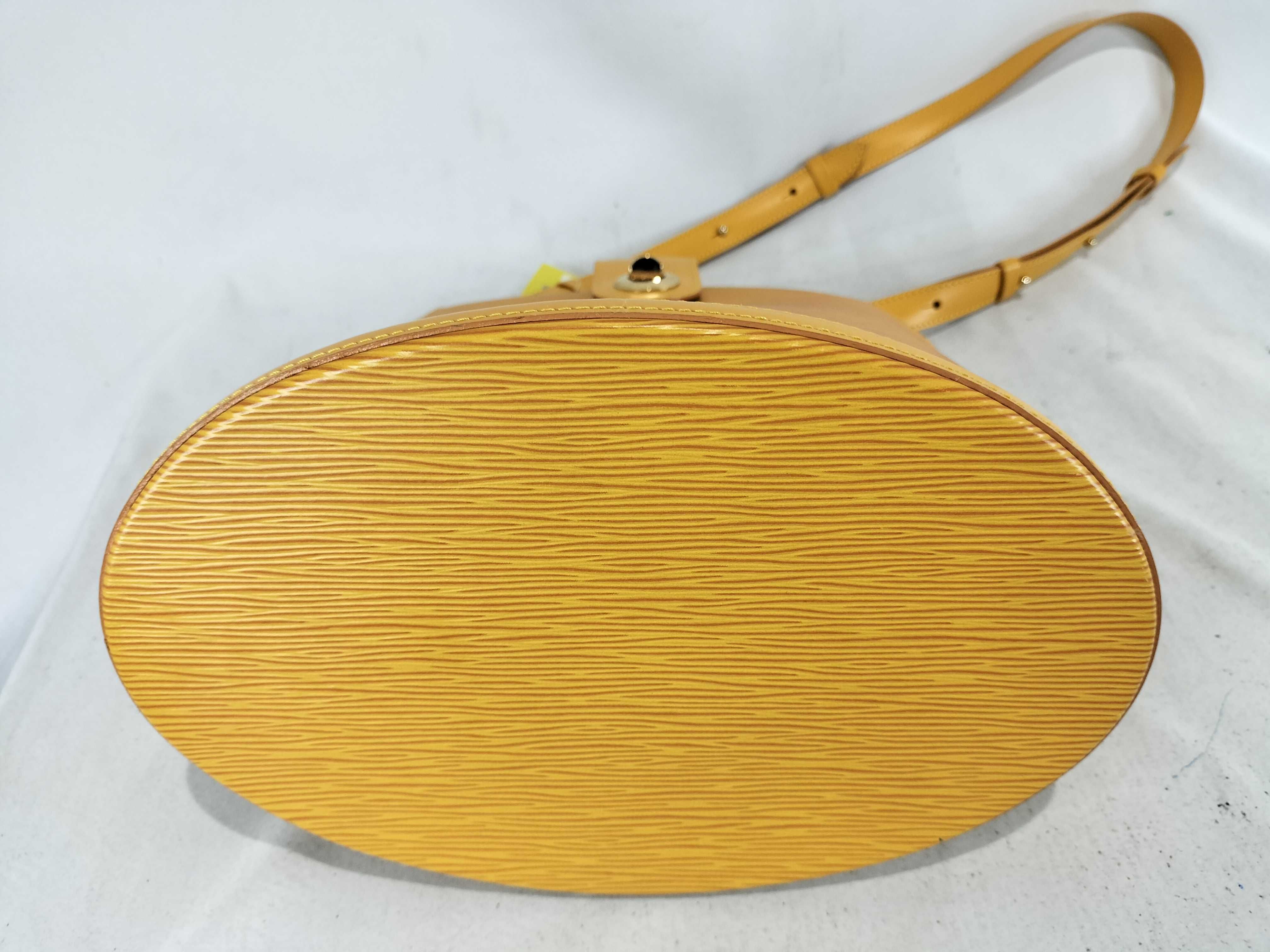 Epi Cluny Yellow Shoulder Bag — view 8