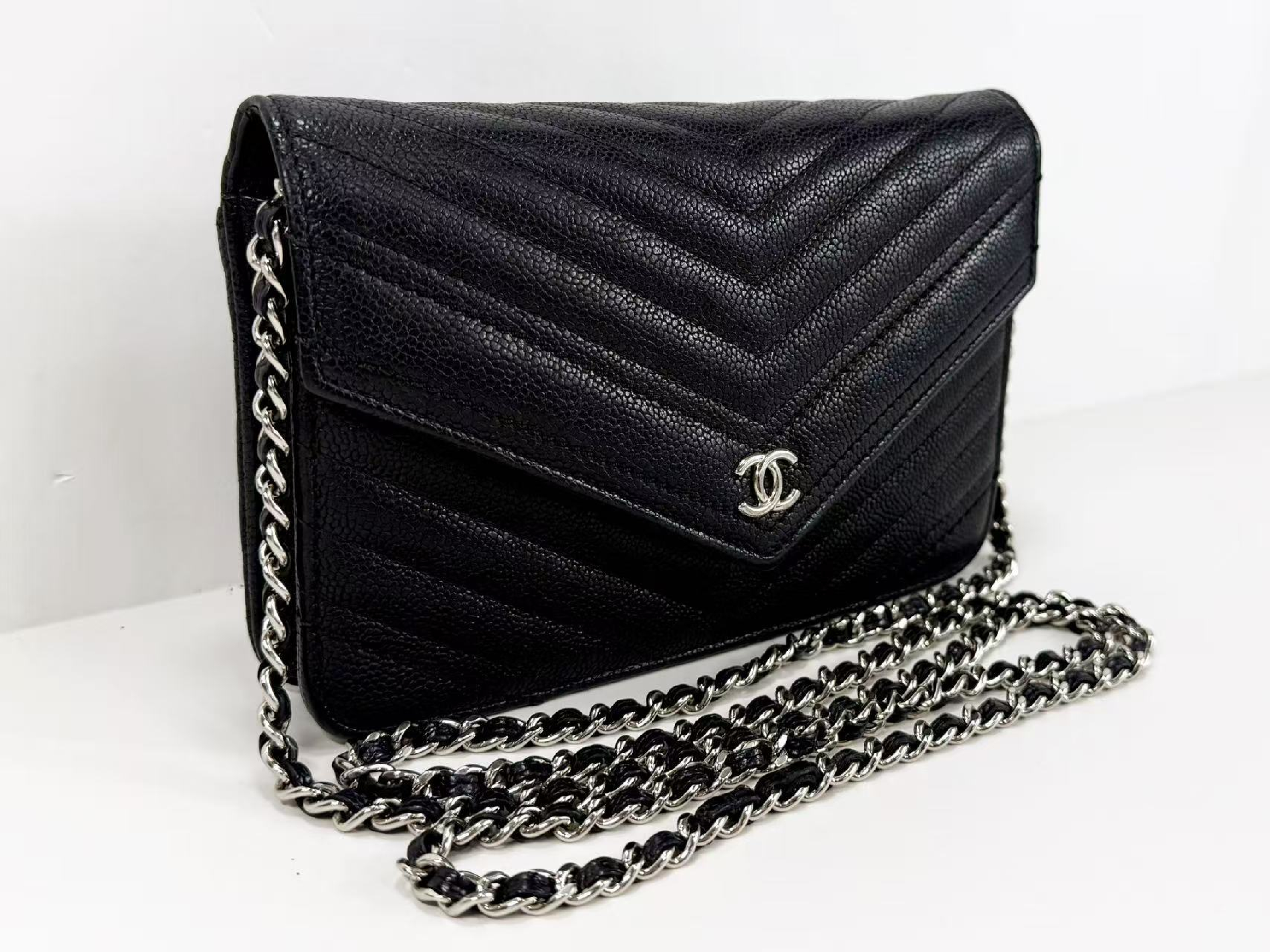 Black Caviar Skin V-Stitch Shoulder Bag, WOC, Approx. 19cm W, Serial Number , with Dust Bag and Seal, Silver Hardware, 24813421 — view 2