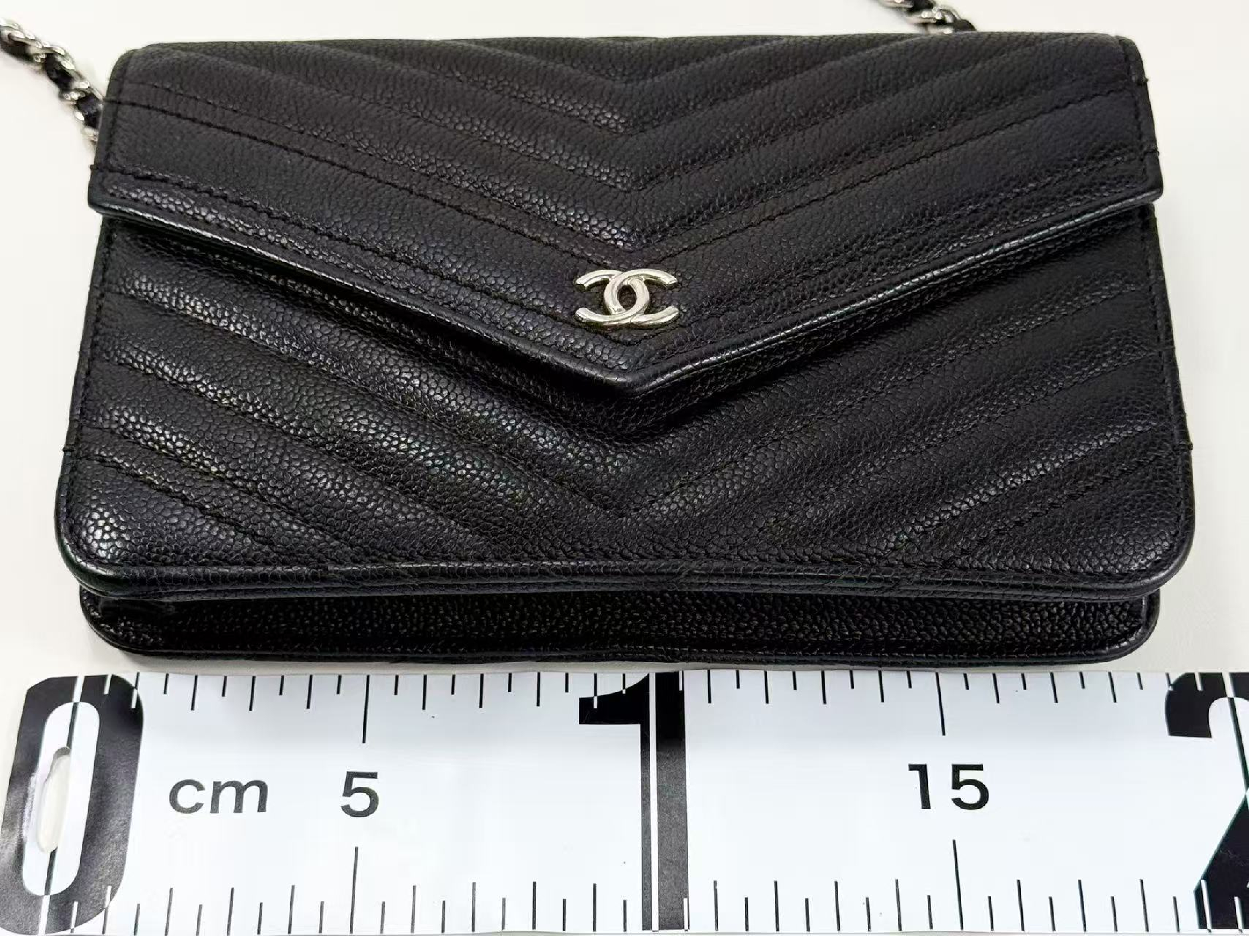 Black Caviar Skin V-Stitch Shoulder Bag, WOC, Approx. 19cm W, Serial Number , with Dust Bag and Seal, Silver Hardware, 24813421 — view 4