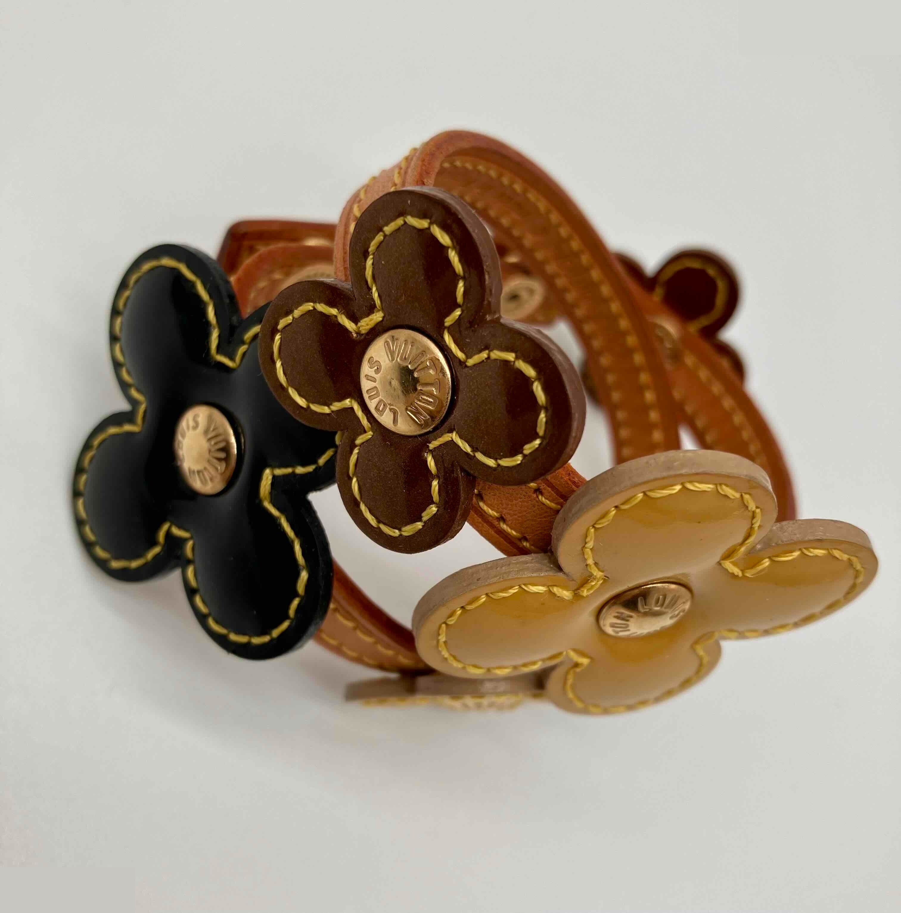 Flower Lexington bracelet, wrist circumference approximately 18.5 cm