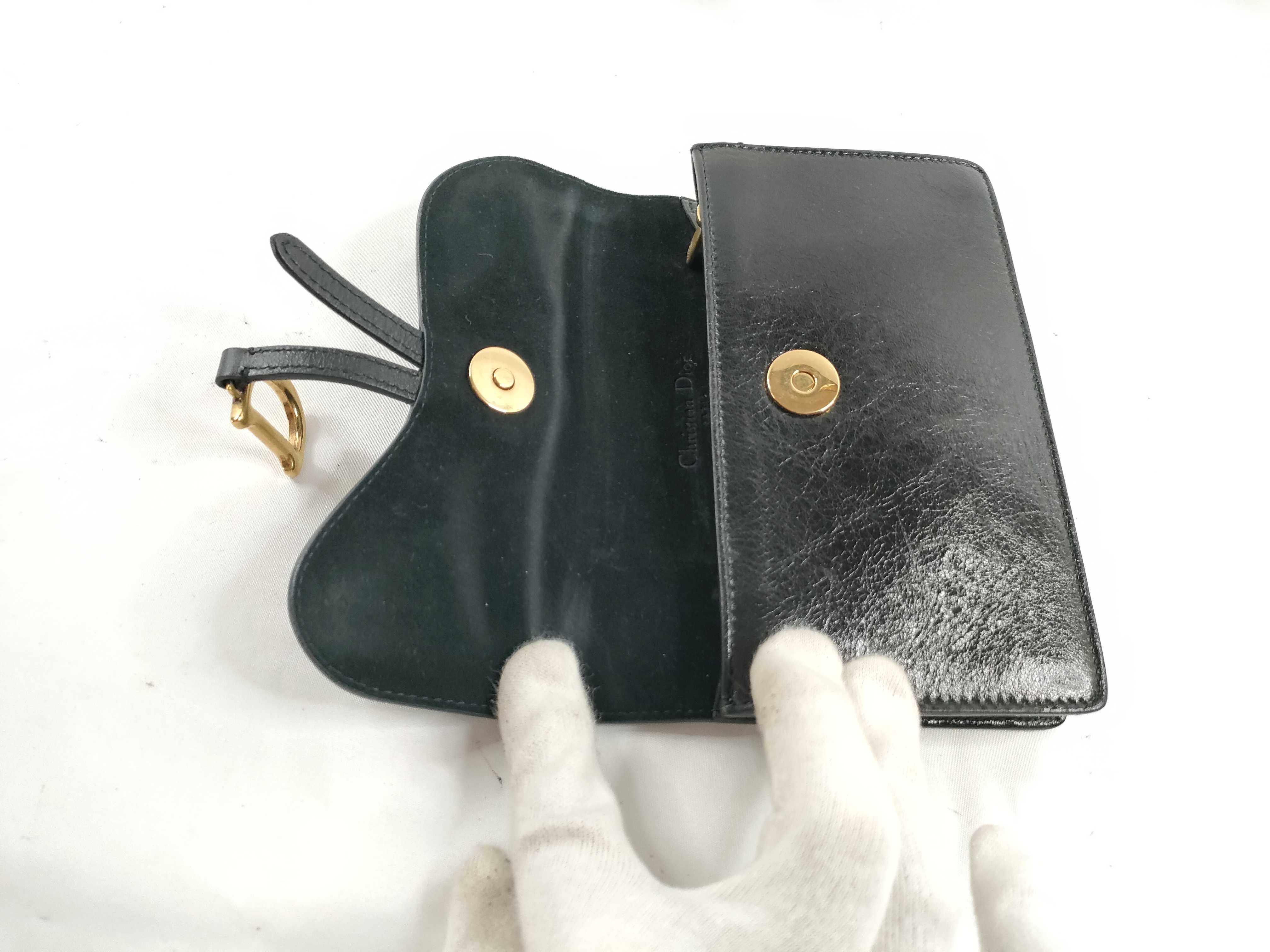 DU-Christian Saddle Leather Waist Bag Black — view 6