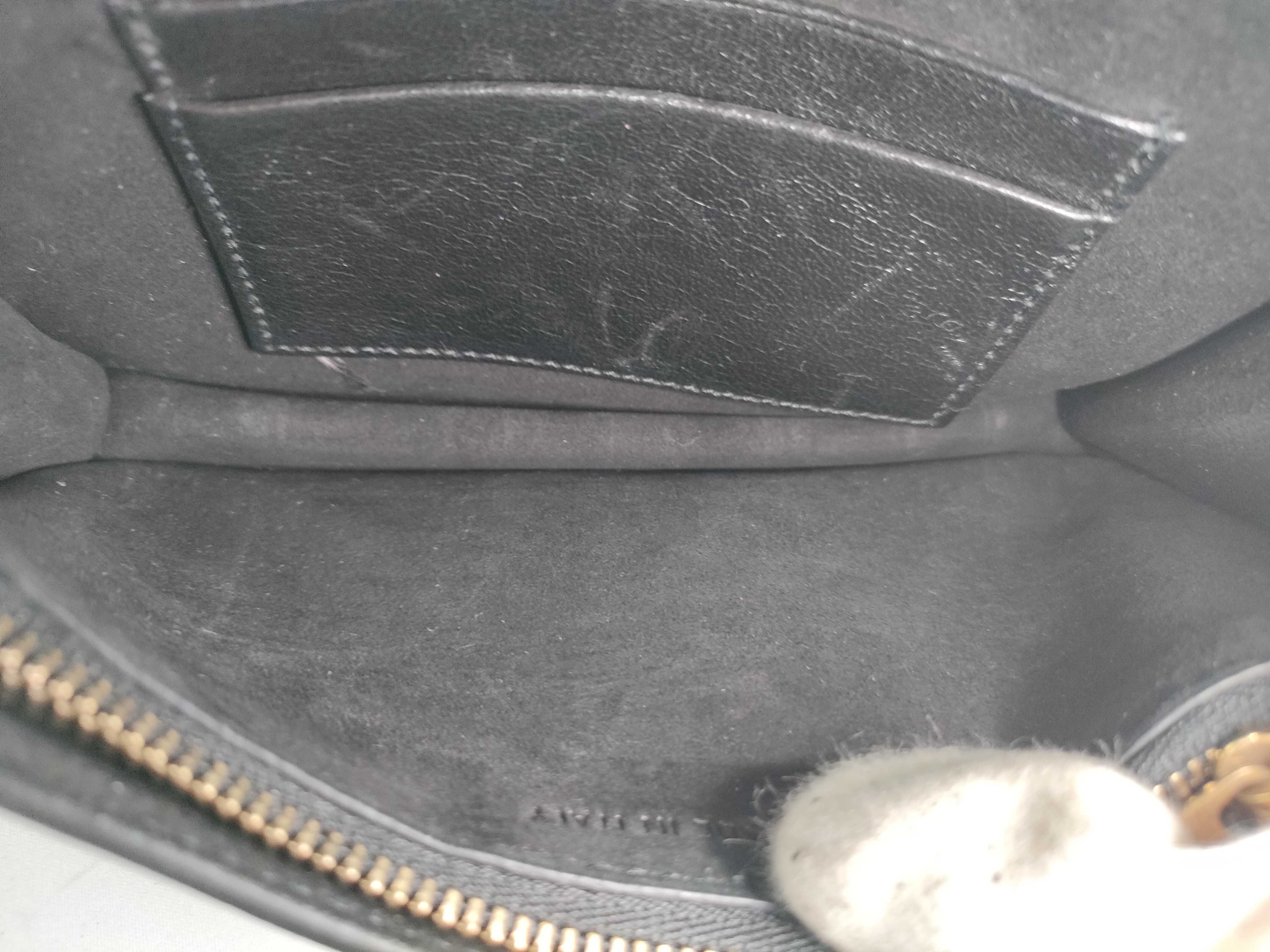 DU-Christian Saddle Leather Waist Bag Black — view 7