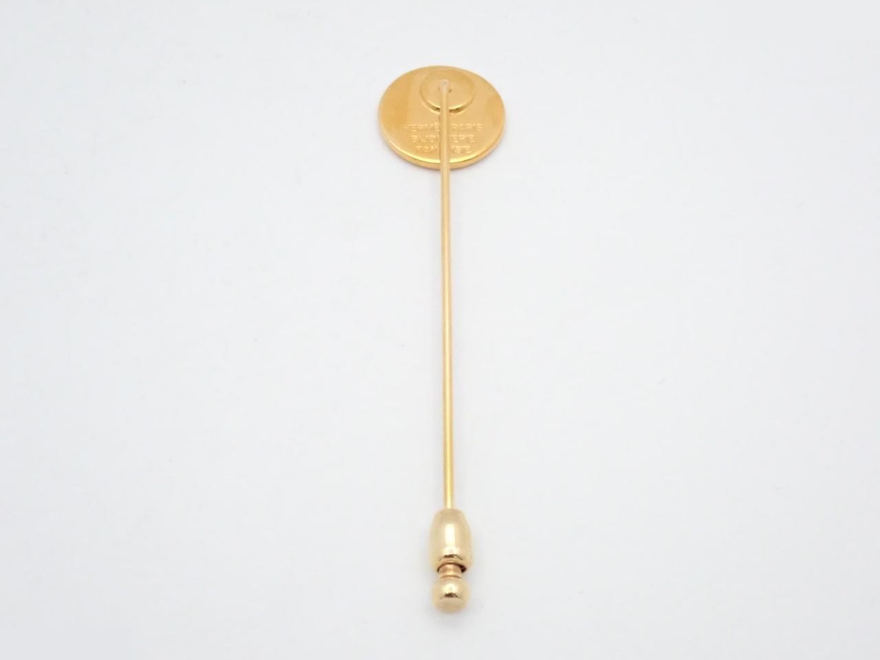 Sellier pin brooch, gold — view 2