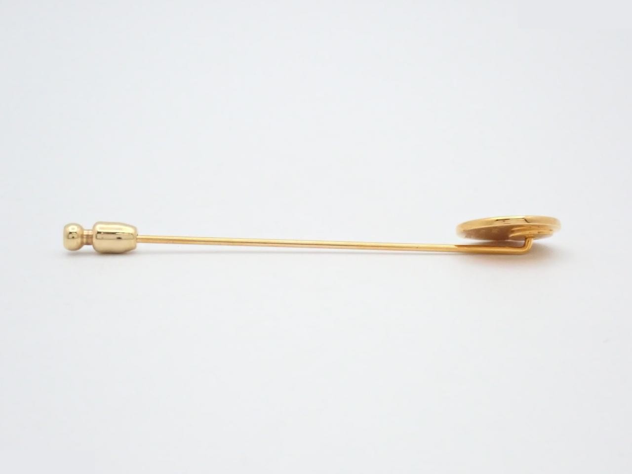 Sellier pin brooch, gold — view 3