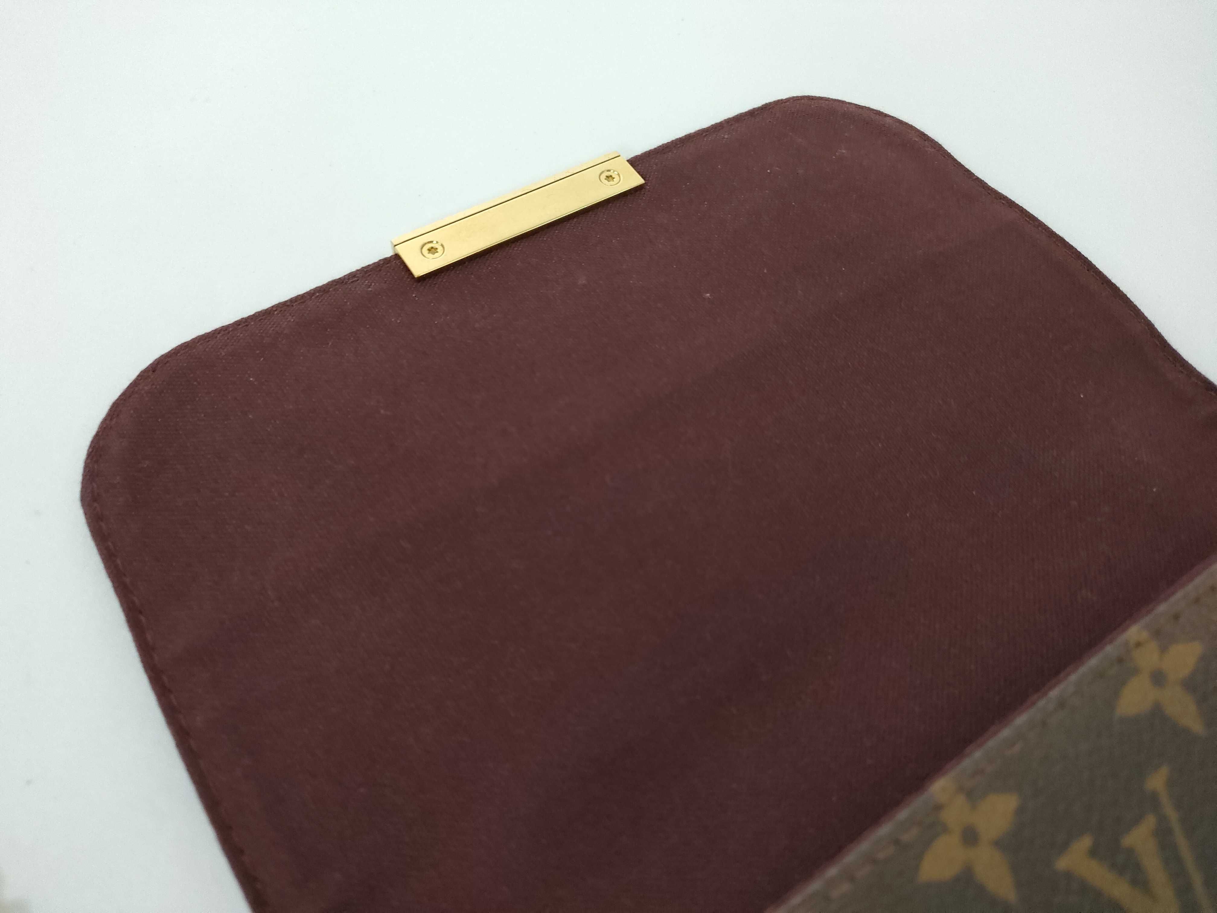 Monogram Favorite PM M40717 Shoulder Bag — view 8