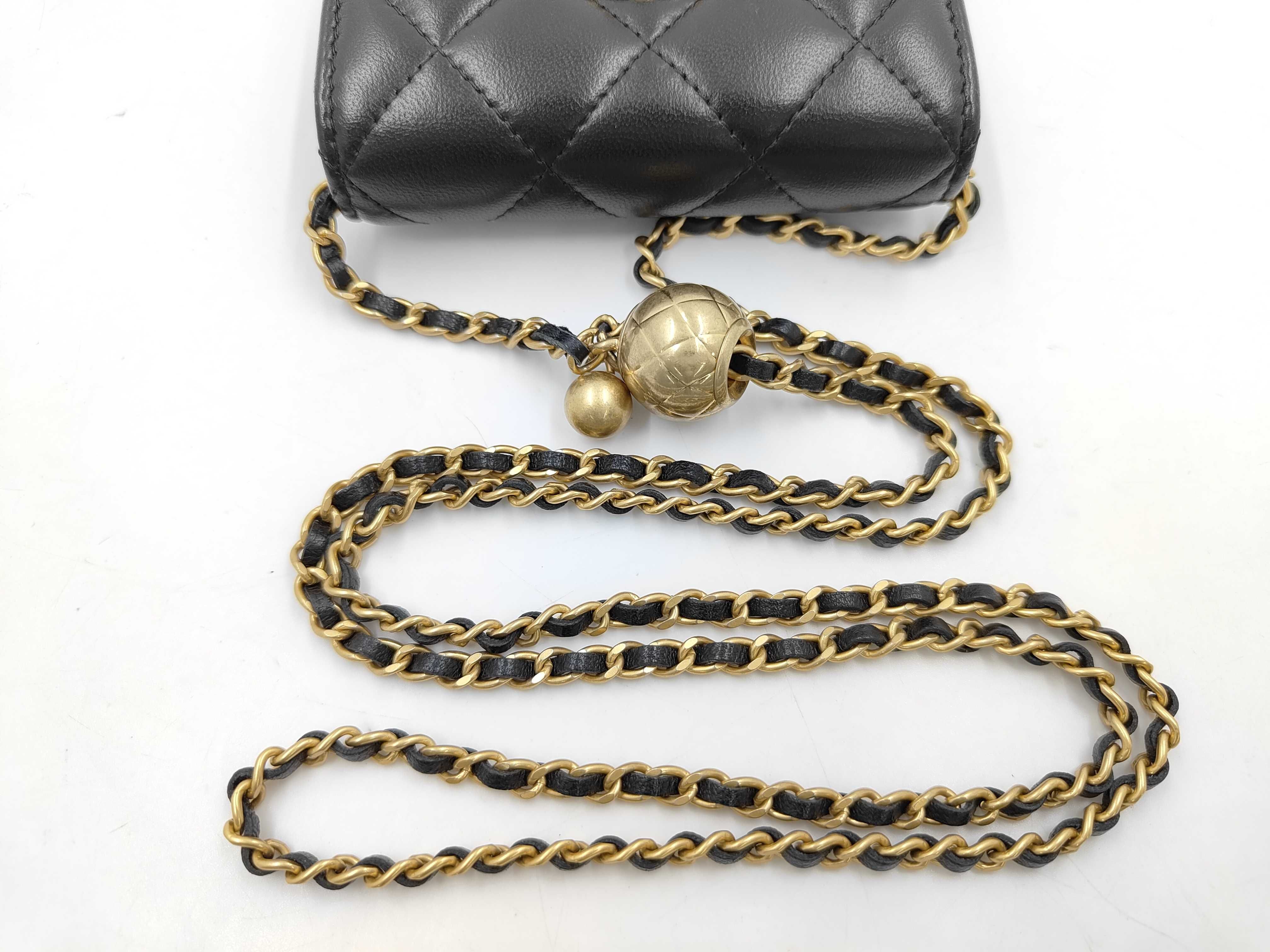 Matelassé Chain Shoulder Bag — view 5