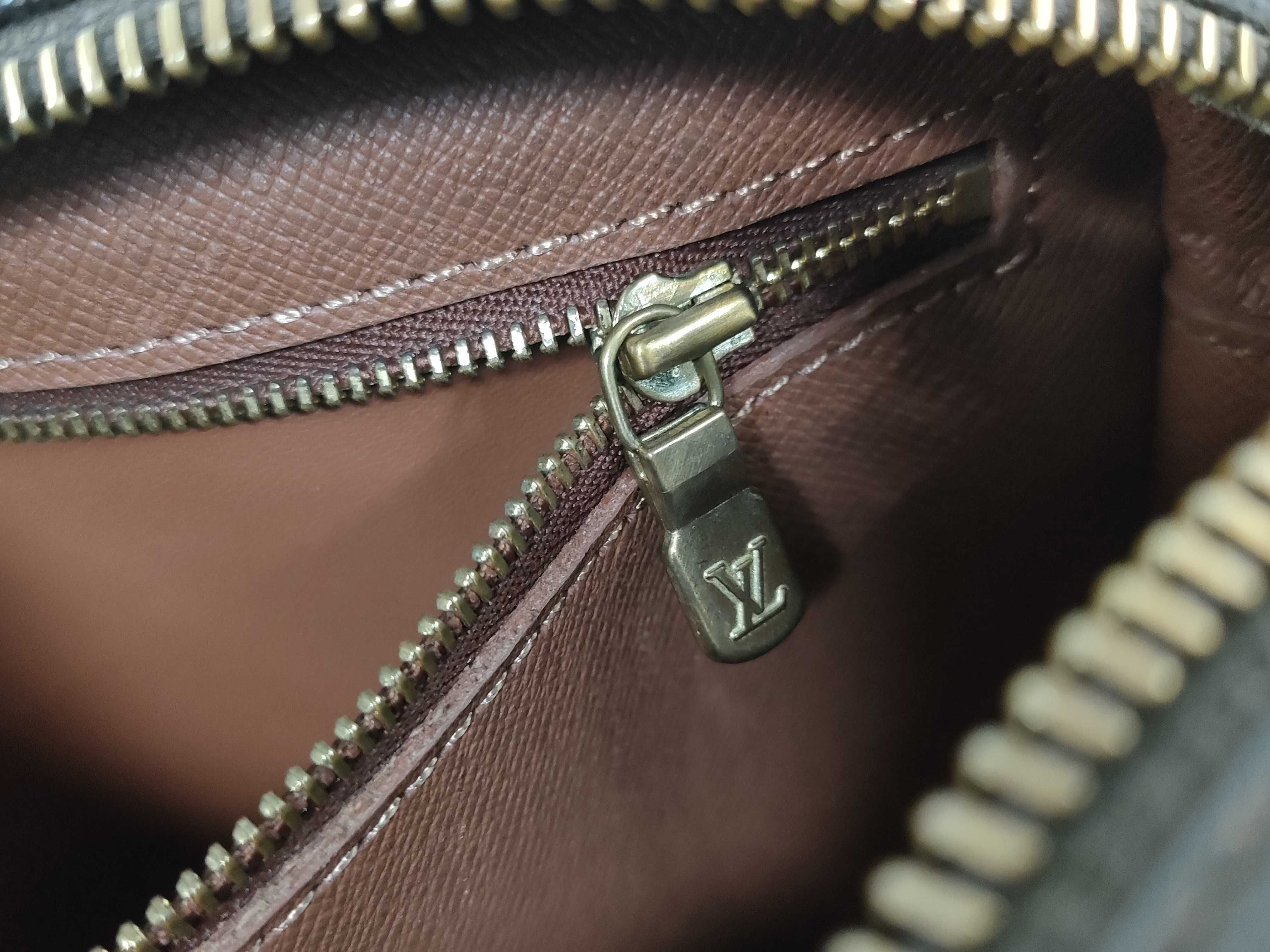 Monogram Louis Vuitton Shoulder Bag — view 11