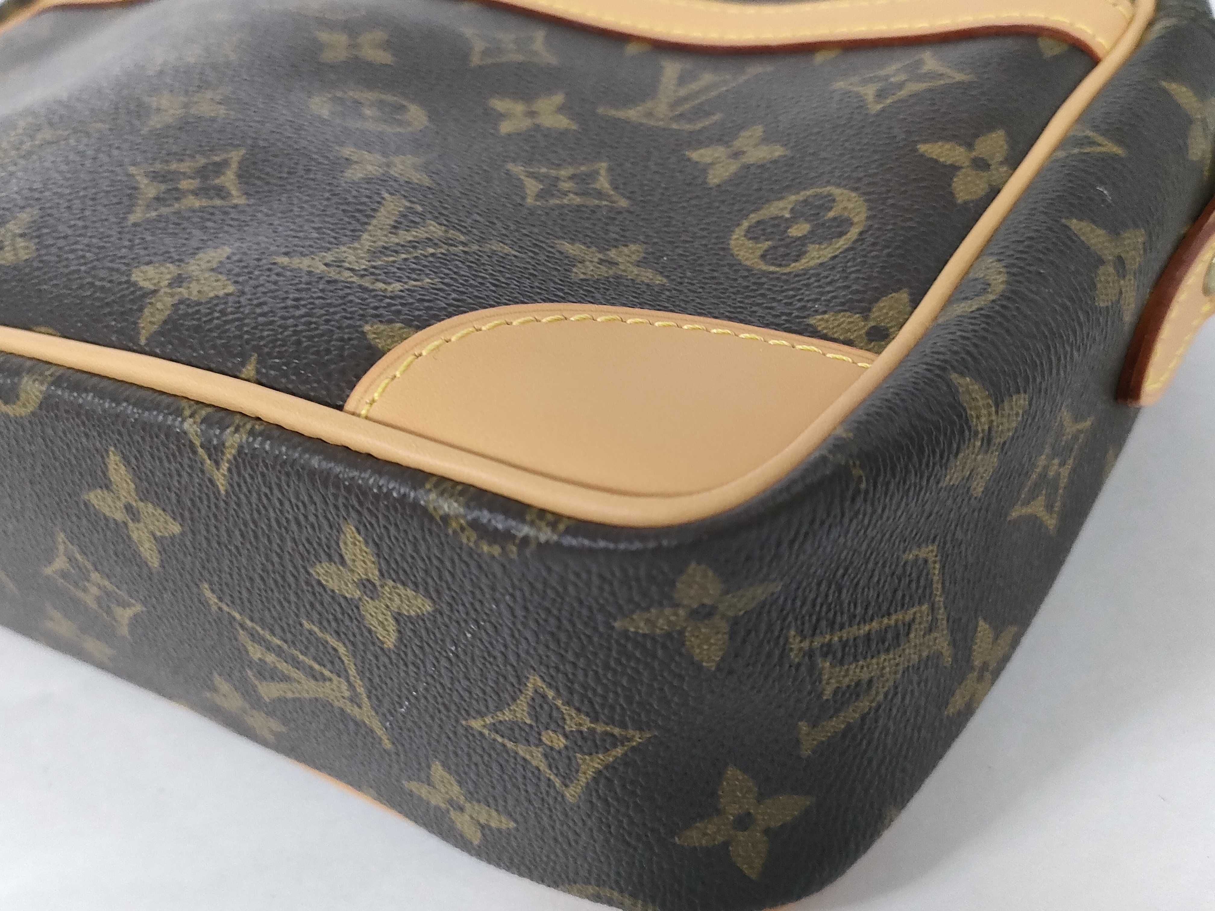 Monogram Louis Vuitton Shoulder Bag — view 6