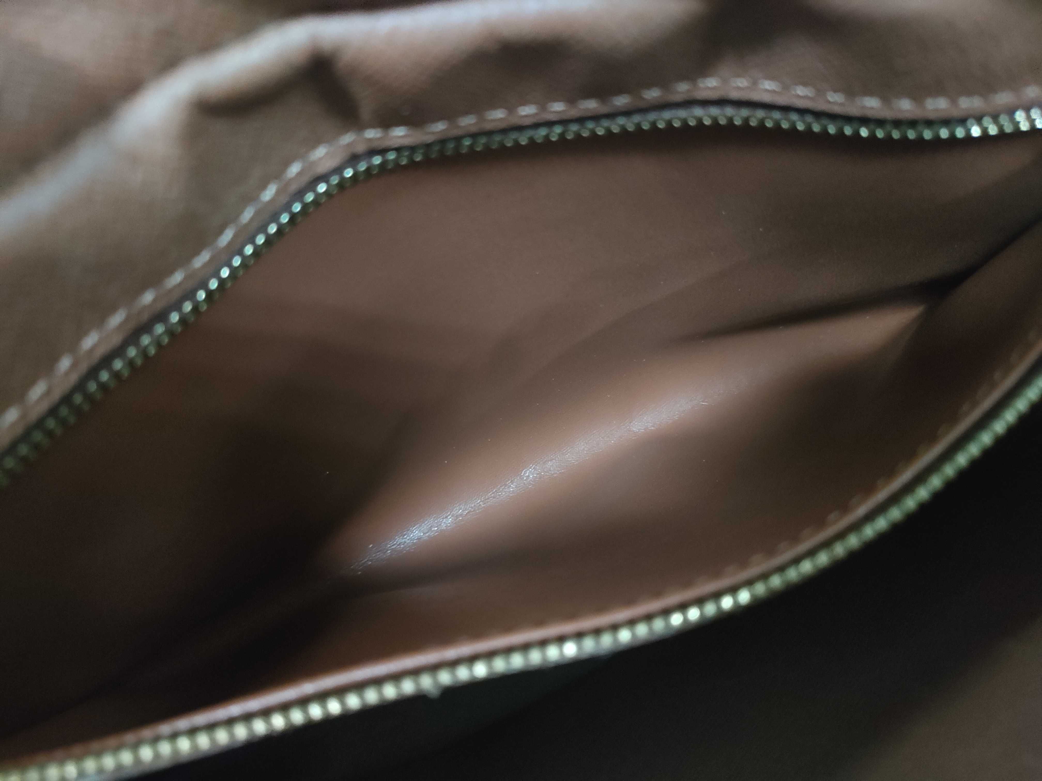 Monogram Louis Vuitton Shoulder Bag — view 10