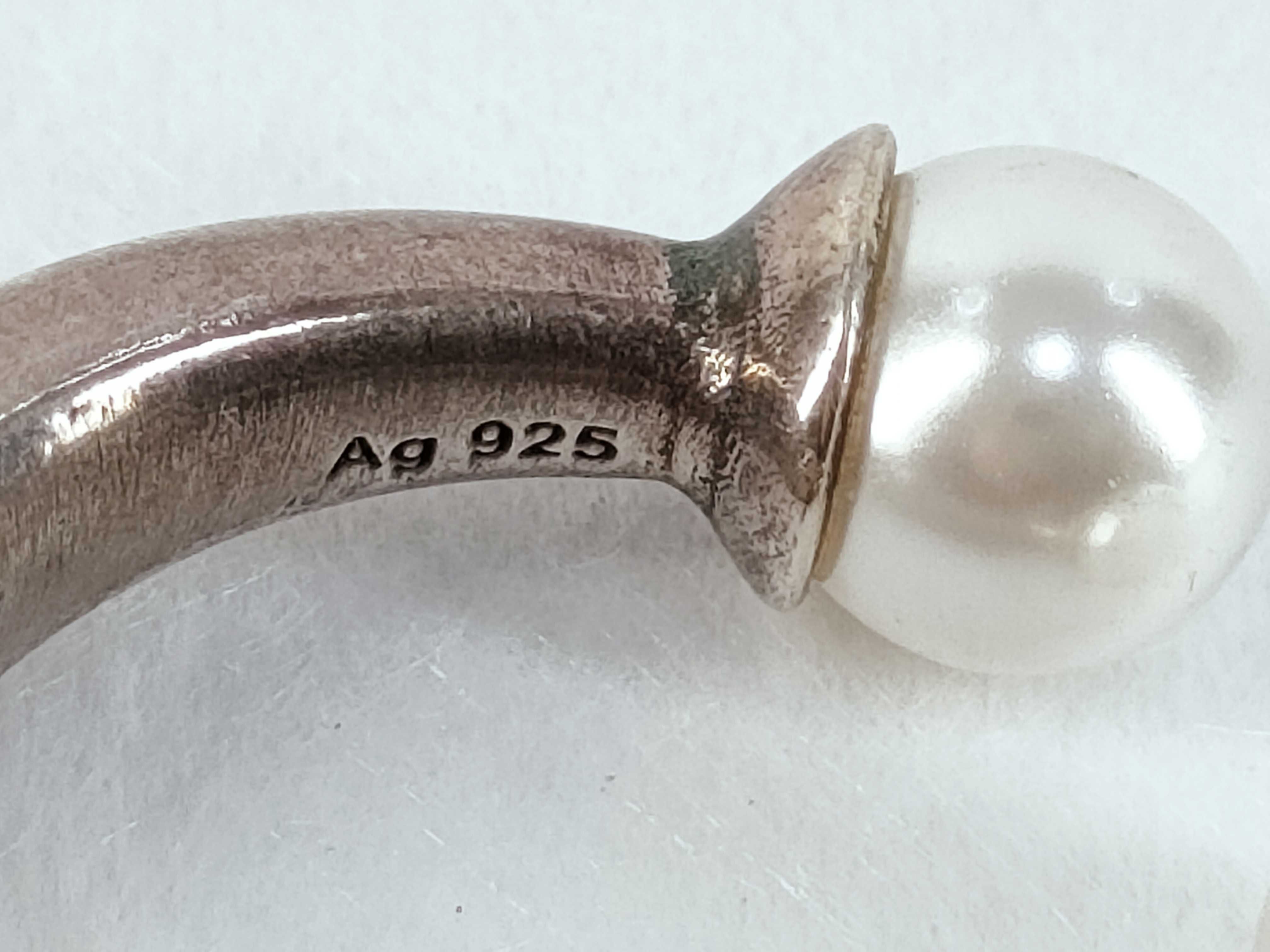 Tribal Pearl Ring, Size S — view 6