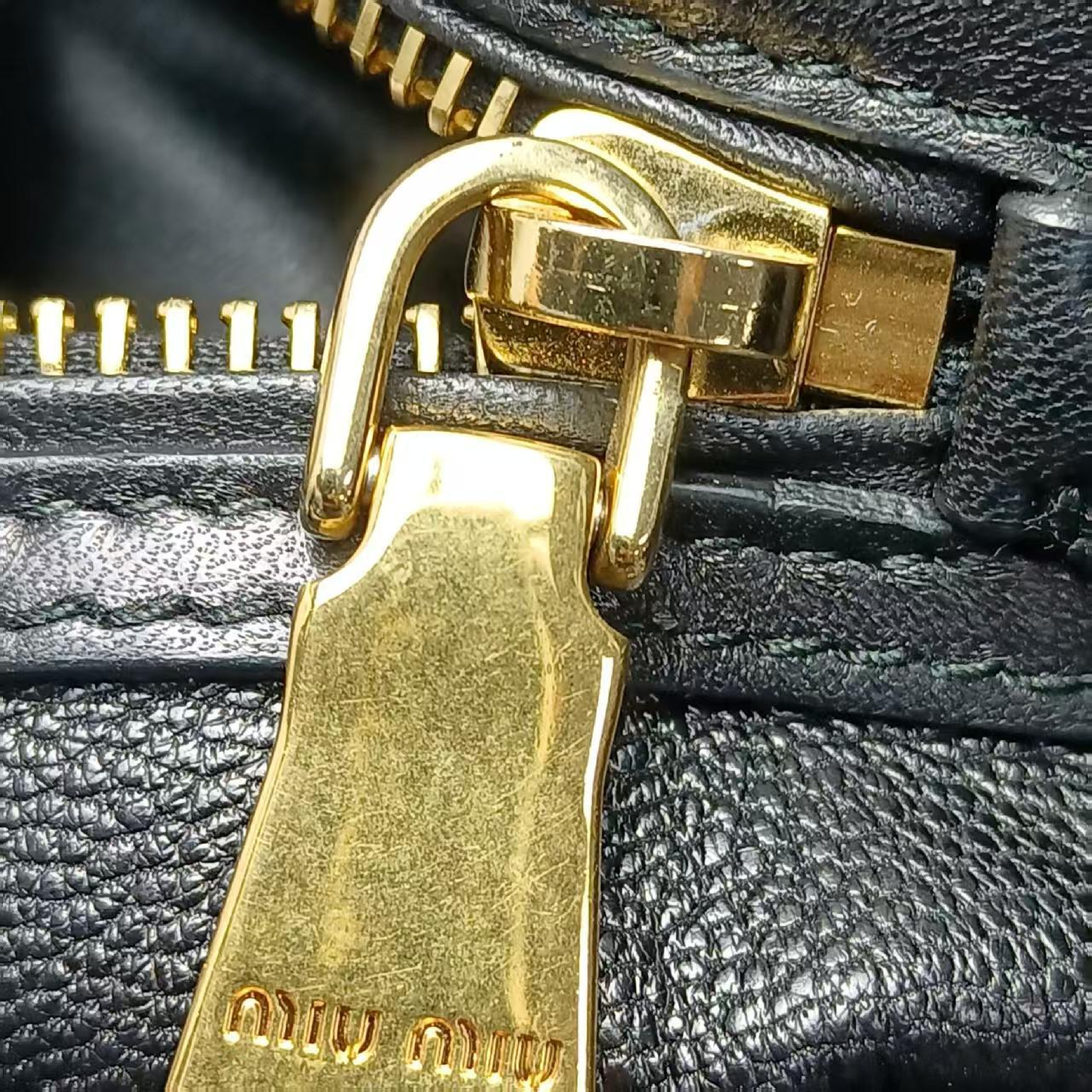 other line sheepskin handbag — view 12