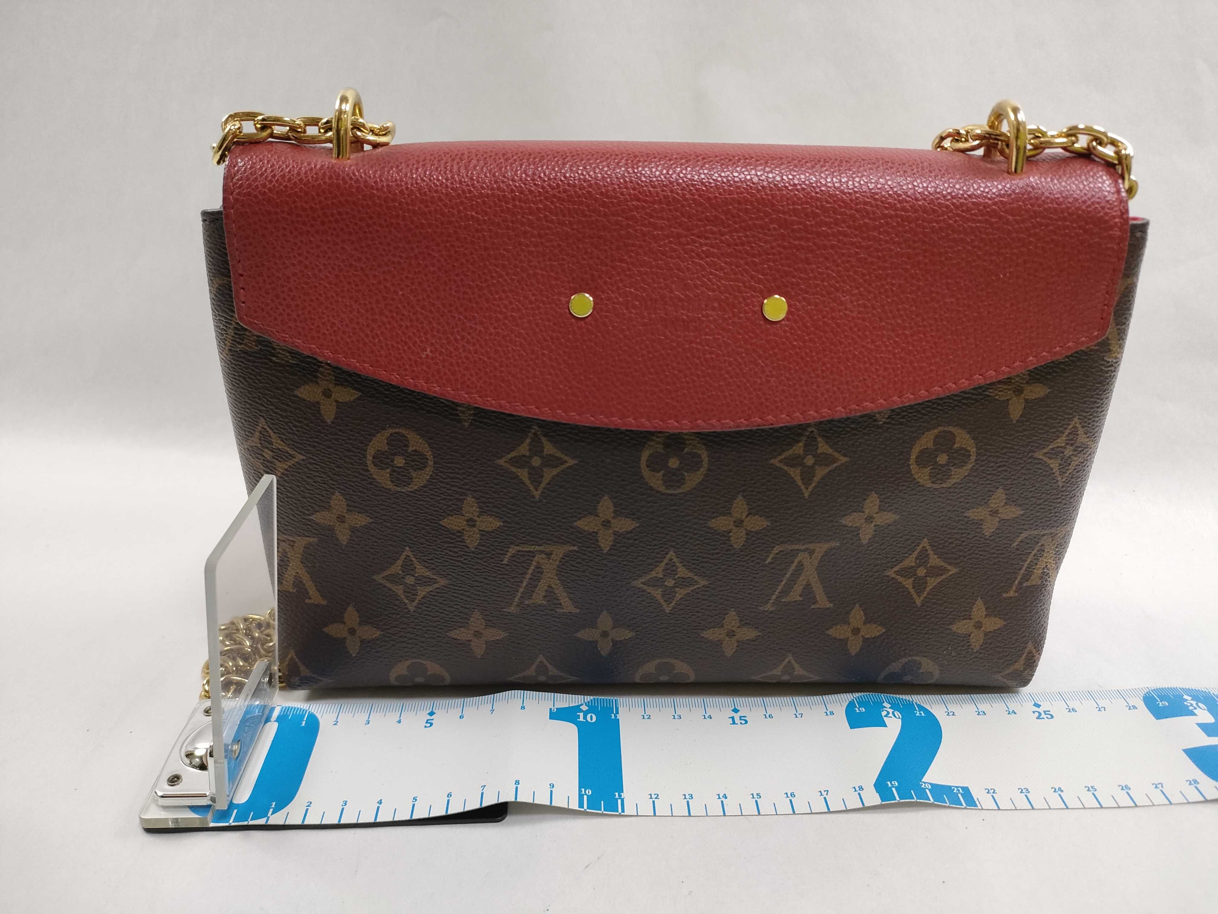 Monogram Louis Vuitton, bag, other shoulder bag — view 2
