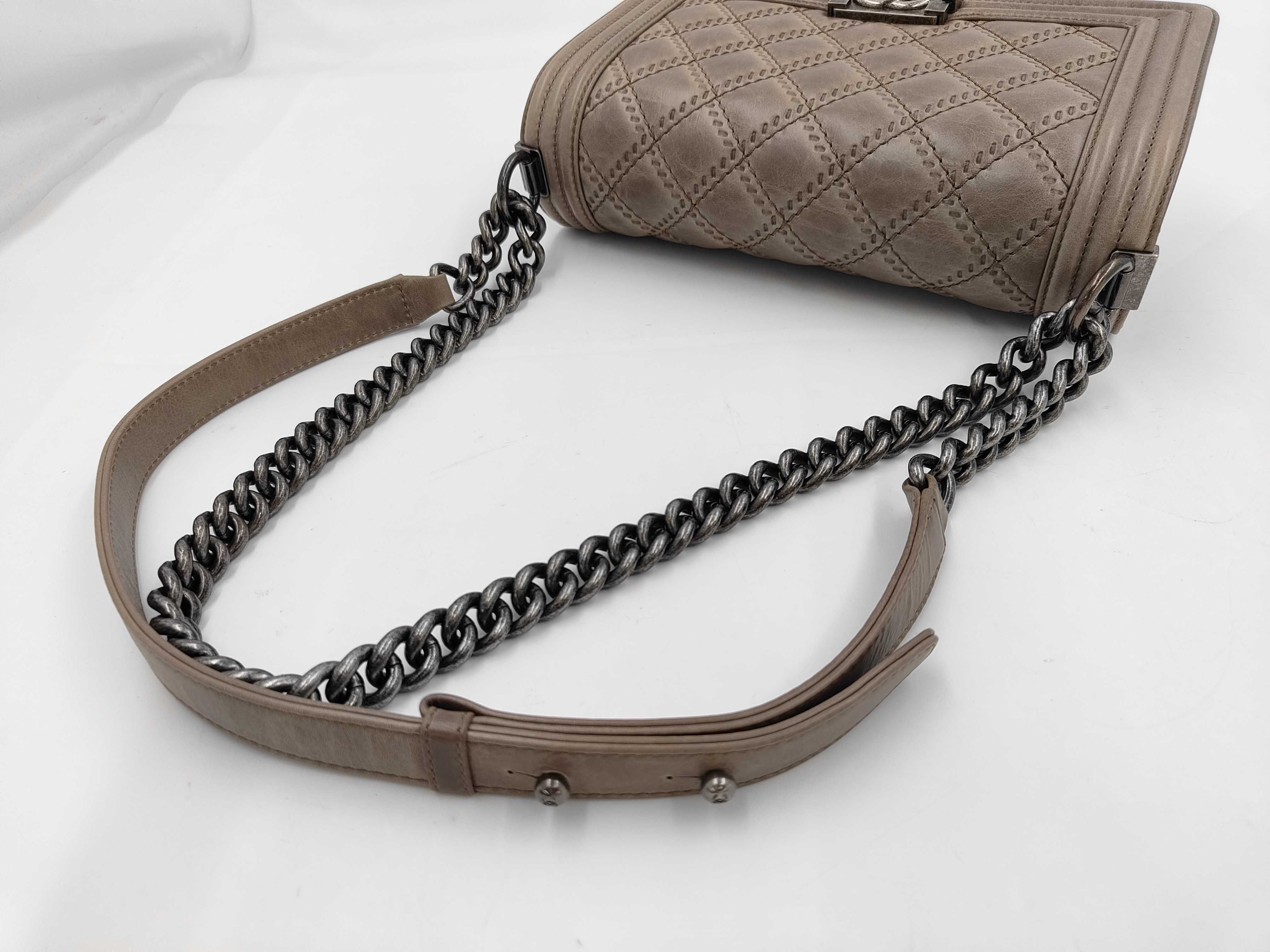 Boy Chanel Shoulder Bag — view 3