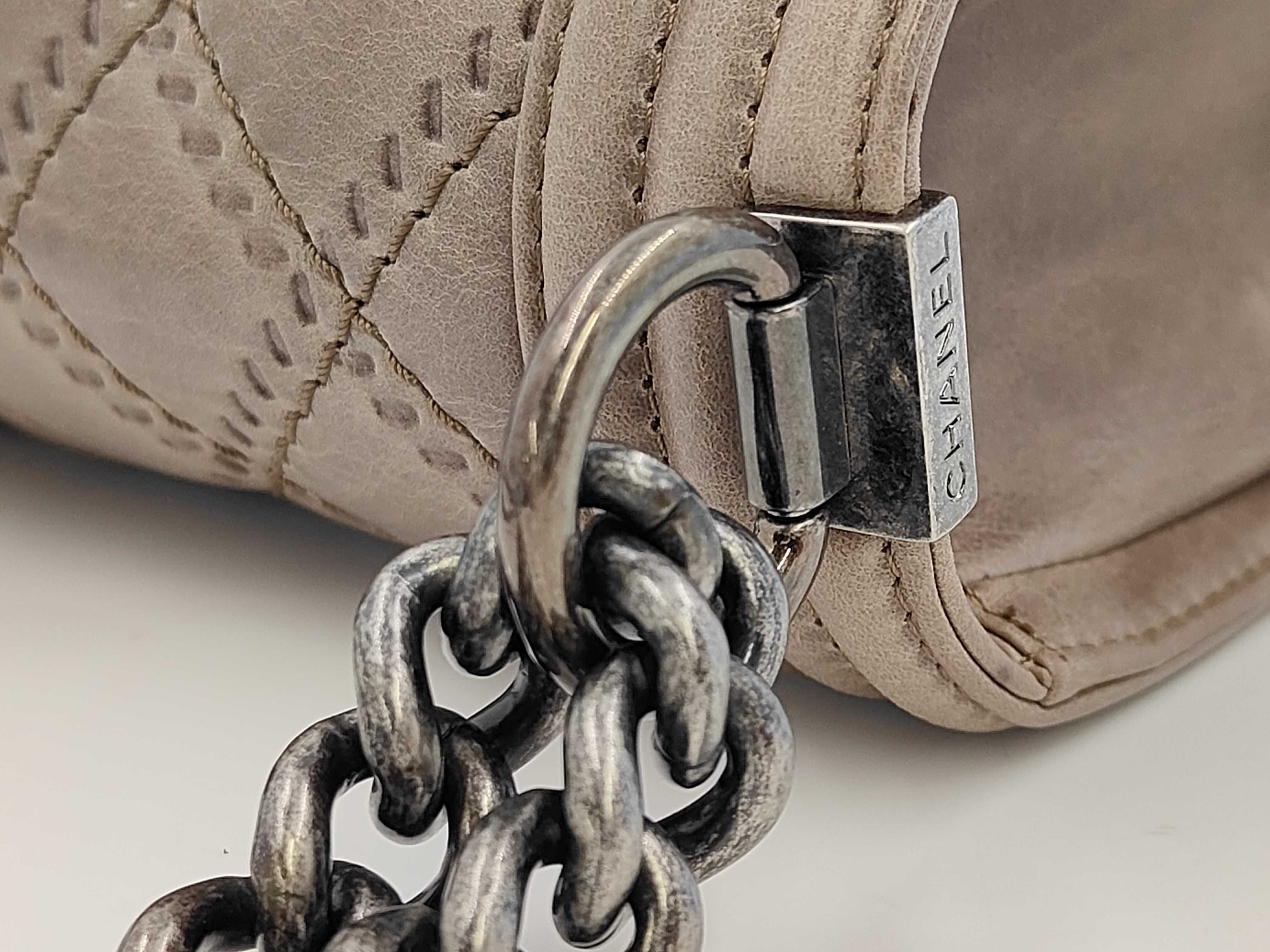 Boy Chanel Shoulder Bag — view 5