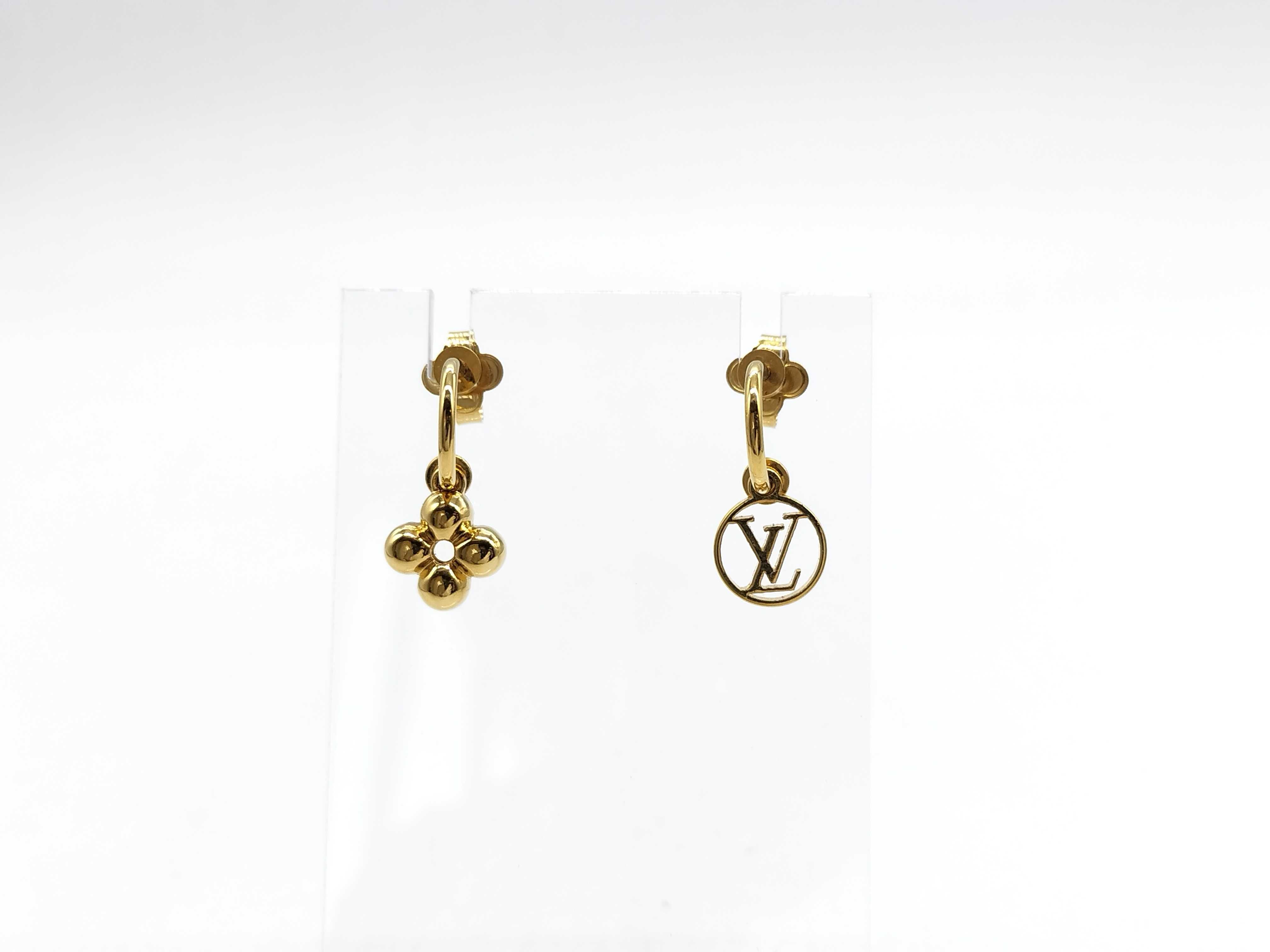 M64859 Bookle Doreille Blooming Gold Earrings