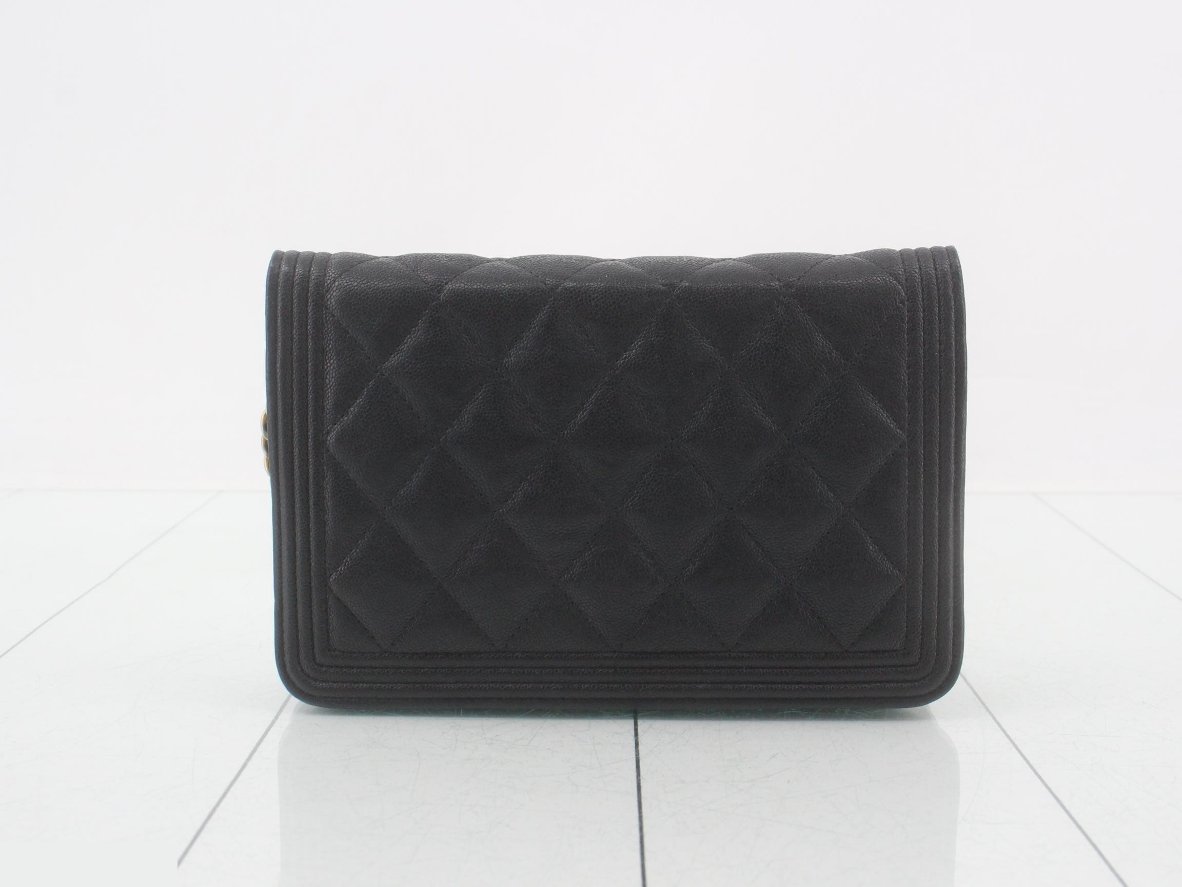 Matelassé (bag) - Shoulder bag — view 2
