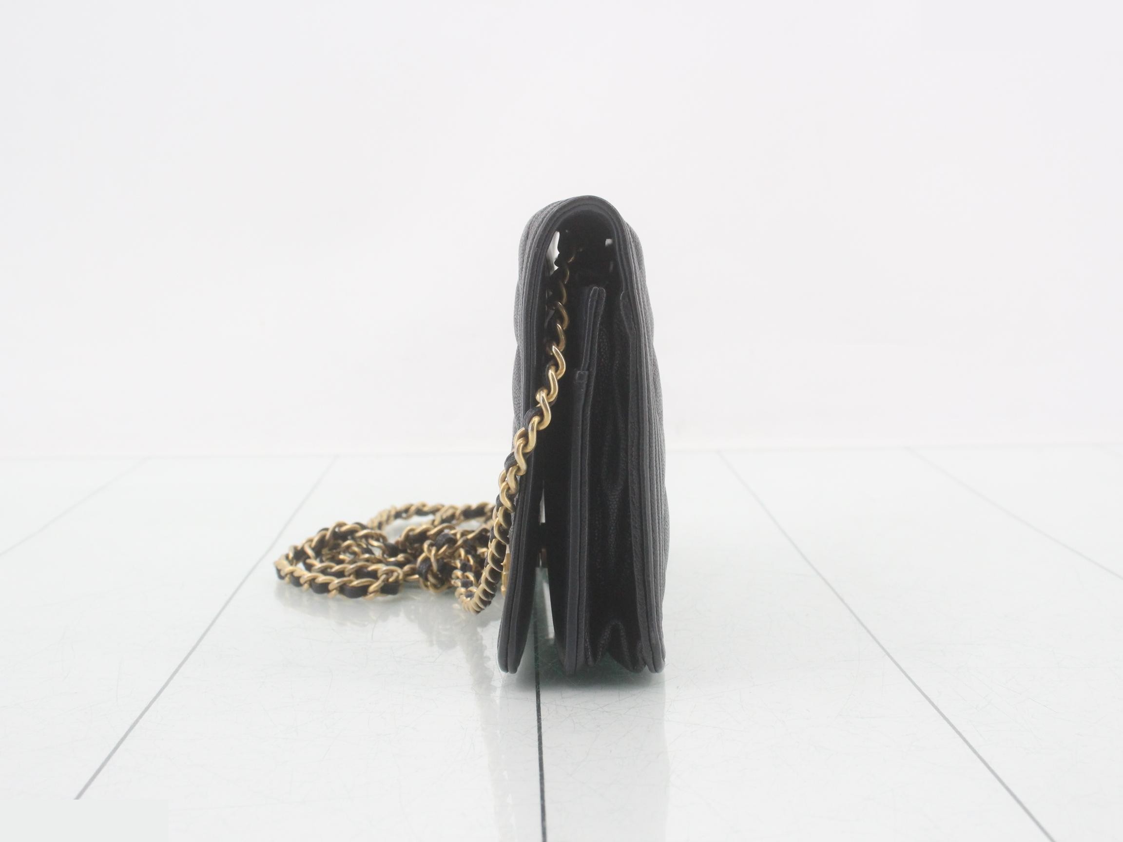 Matelassé (bag) - Shoulder bag — view 3