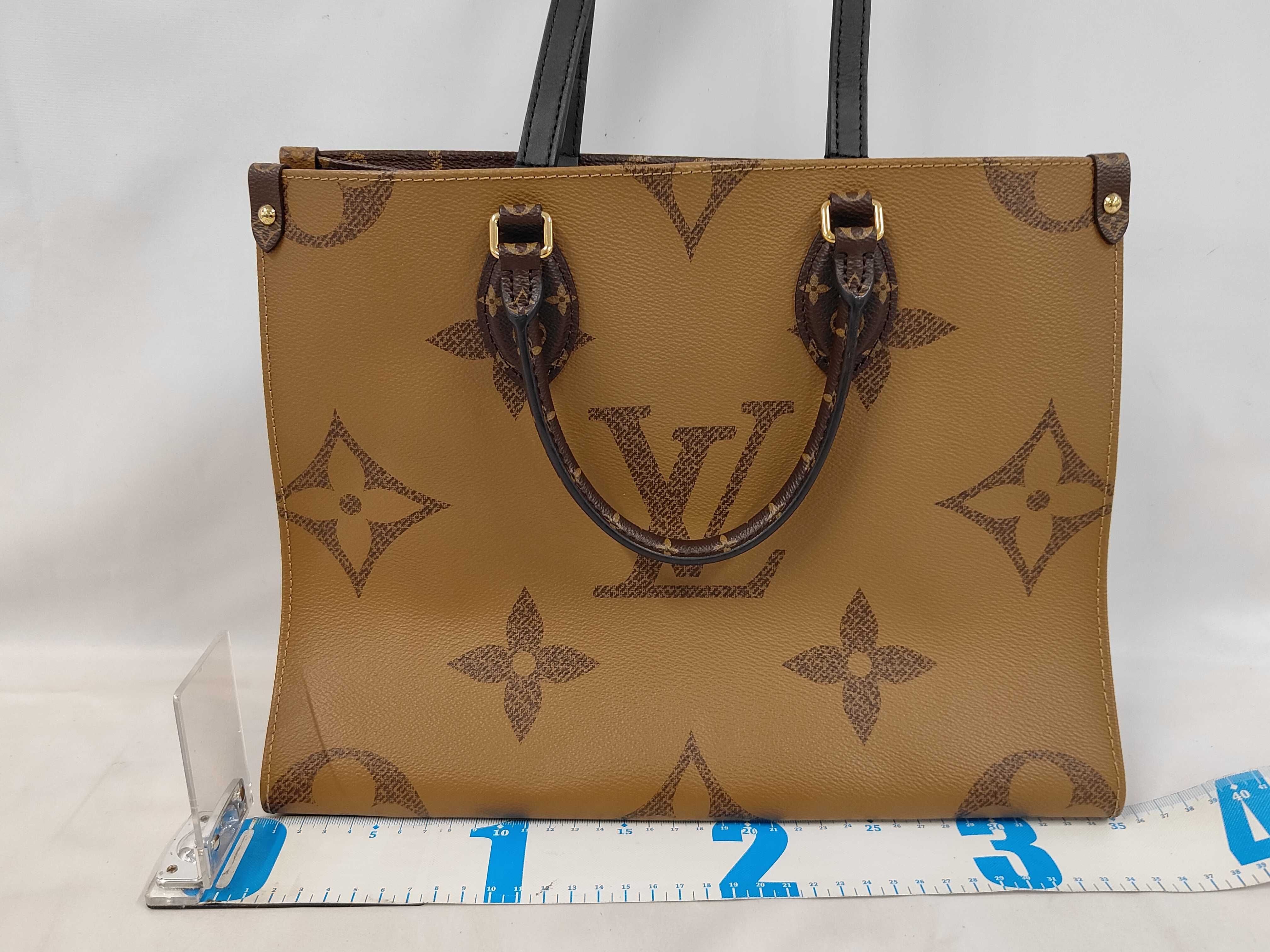 OnTheGo MM M45321 Tote Bag — view 2