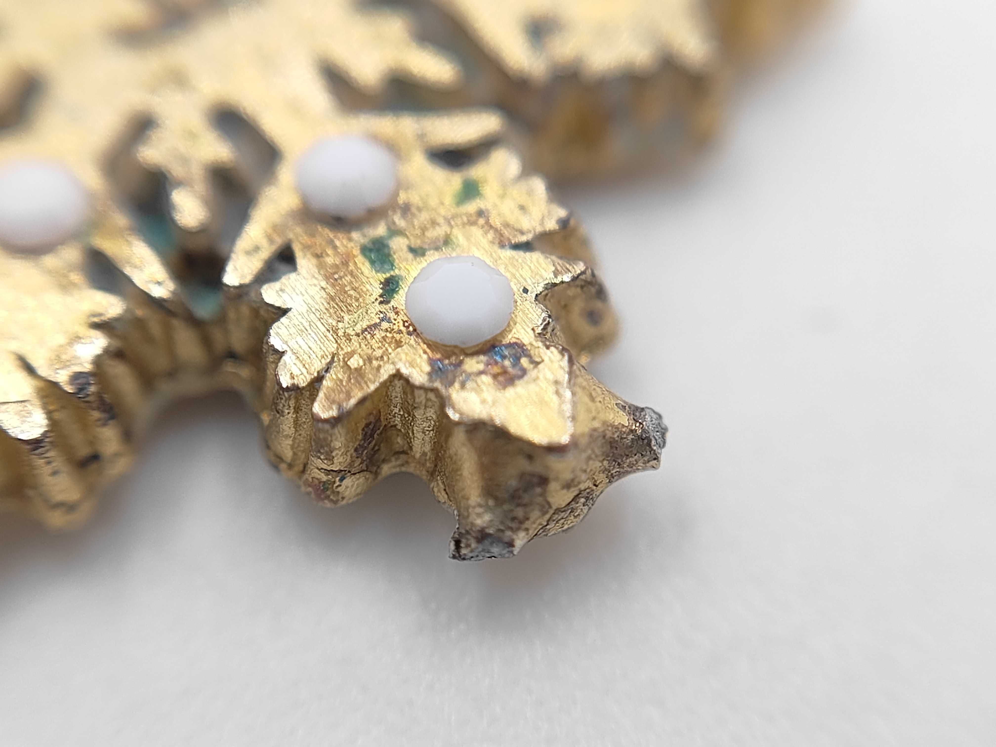 earrings — view 4