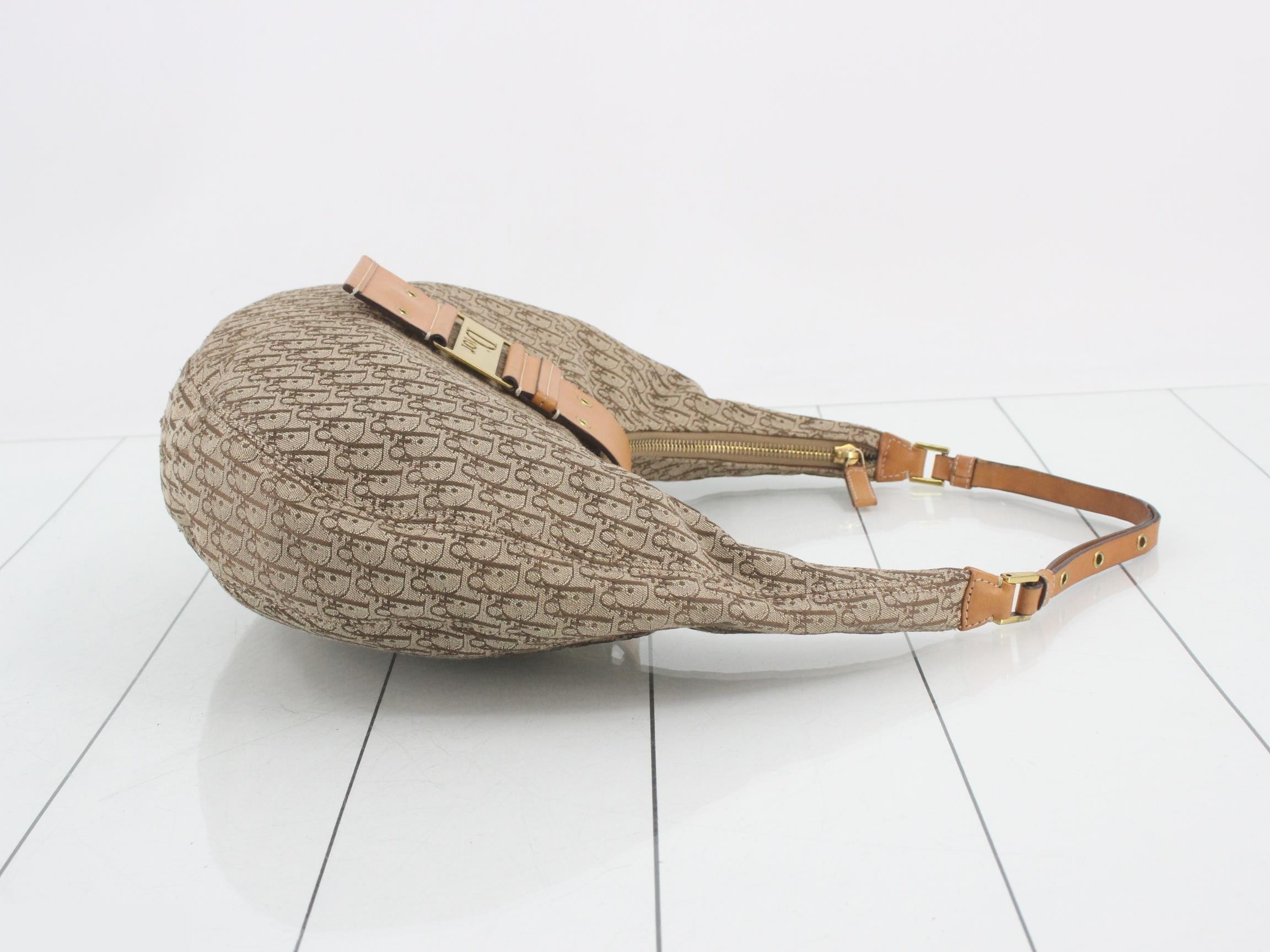 Other lines: Bags and handbags — view 3