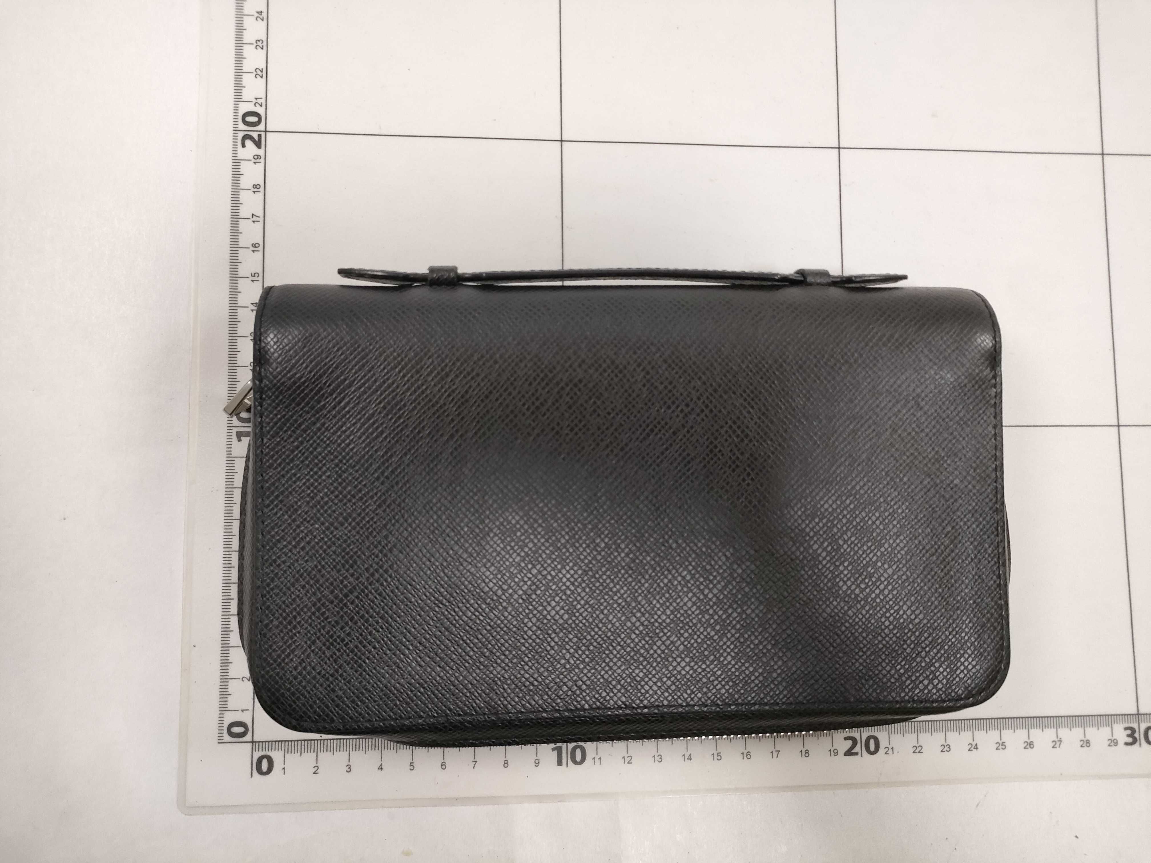 Taiga Wallet Louis Vuitton Taiga Zippy XL Ardoise Wallet — view 2