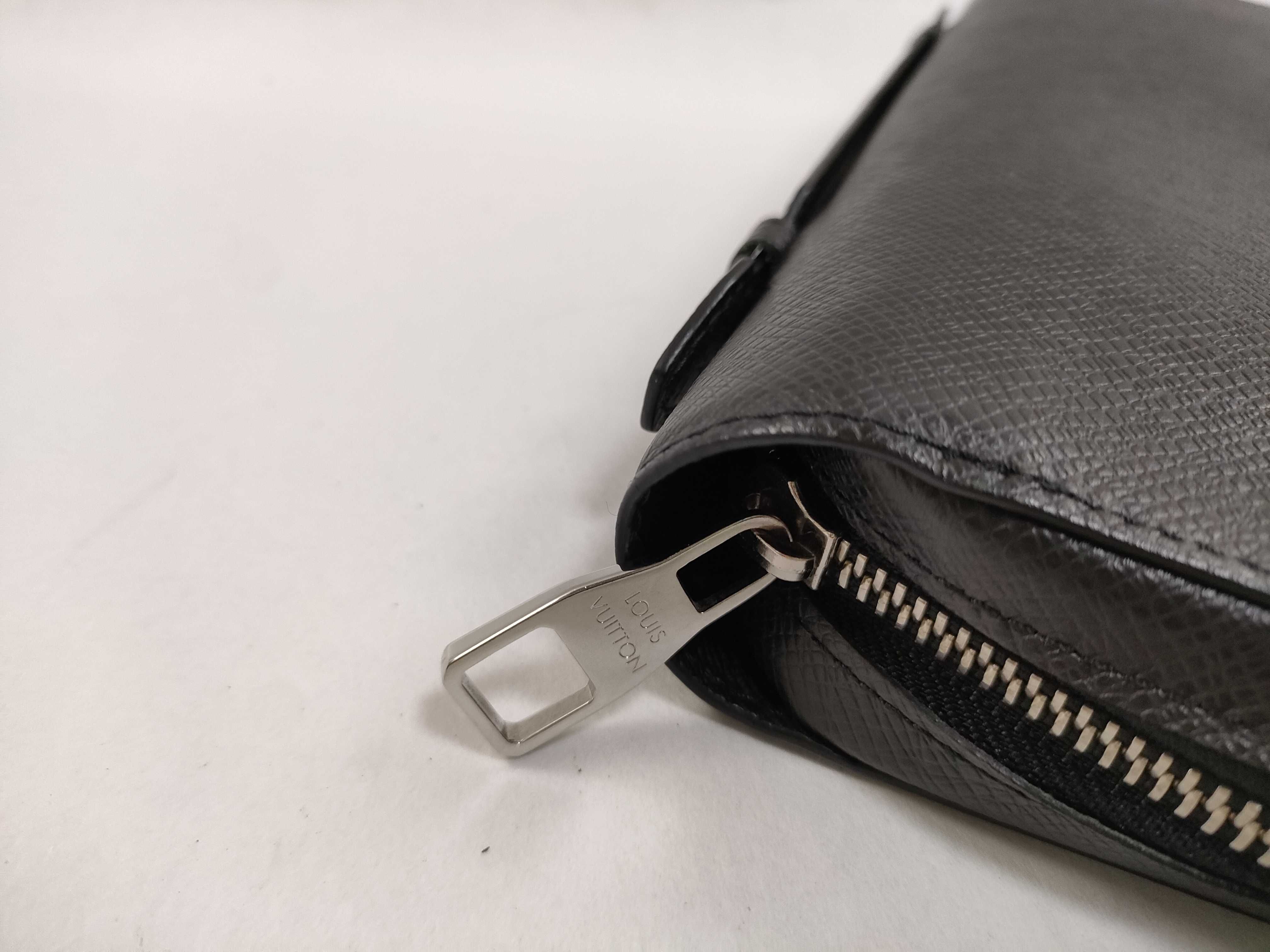 Taiga Wallet Louis Vuitton Taiga Zippy XL Ardoise Wallet — view 7