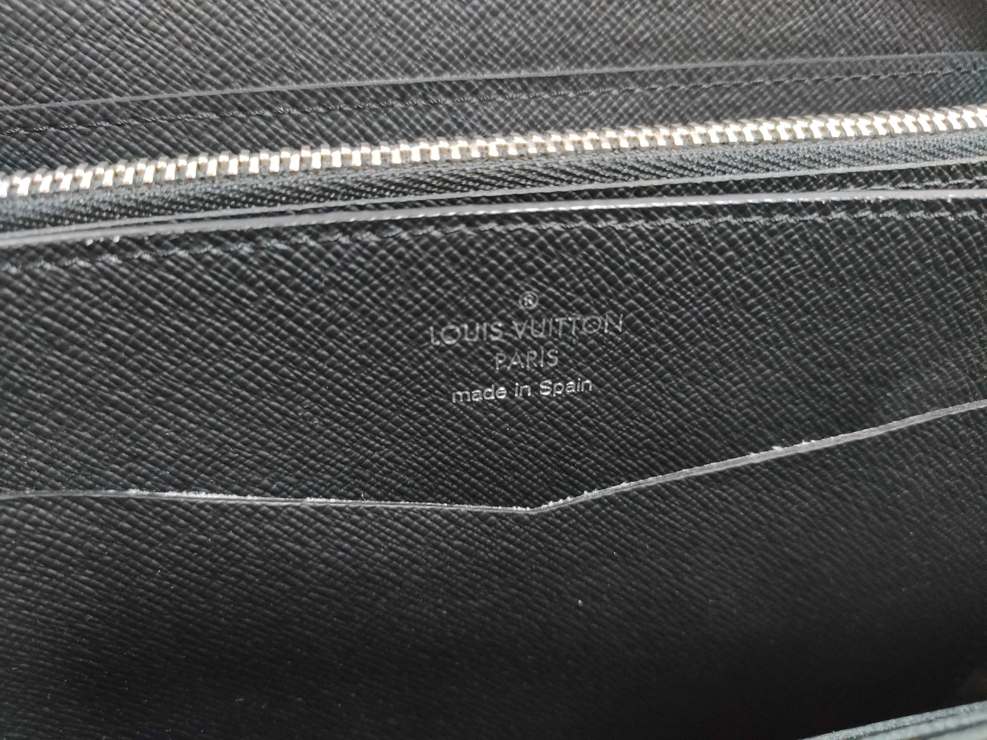 Taiga Wallet Louis Vuitton Taiga Zippy XL Ardoise Wallet — view 9